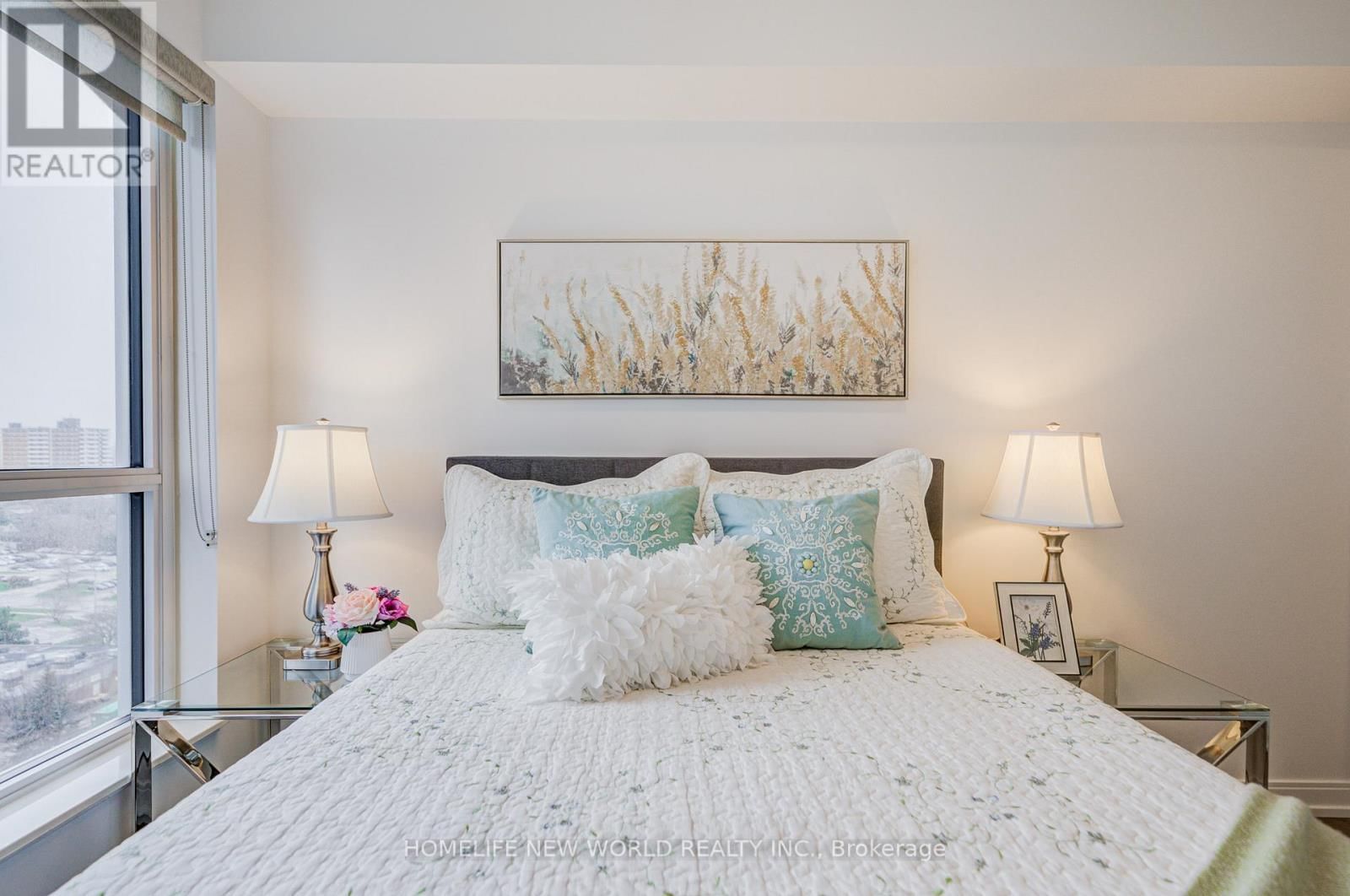 1305 - 255 VILLAGE GREEN SQUARE Image 35