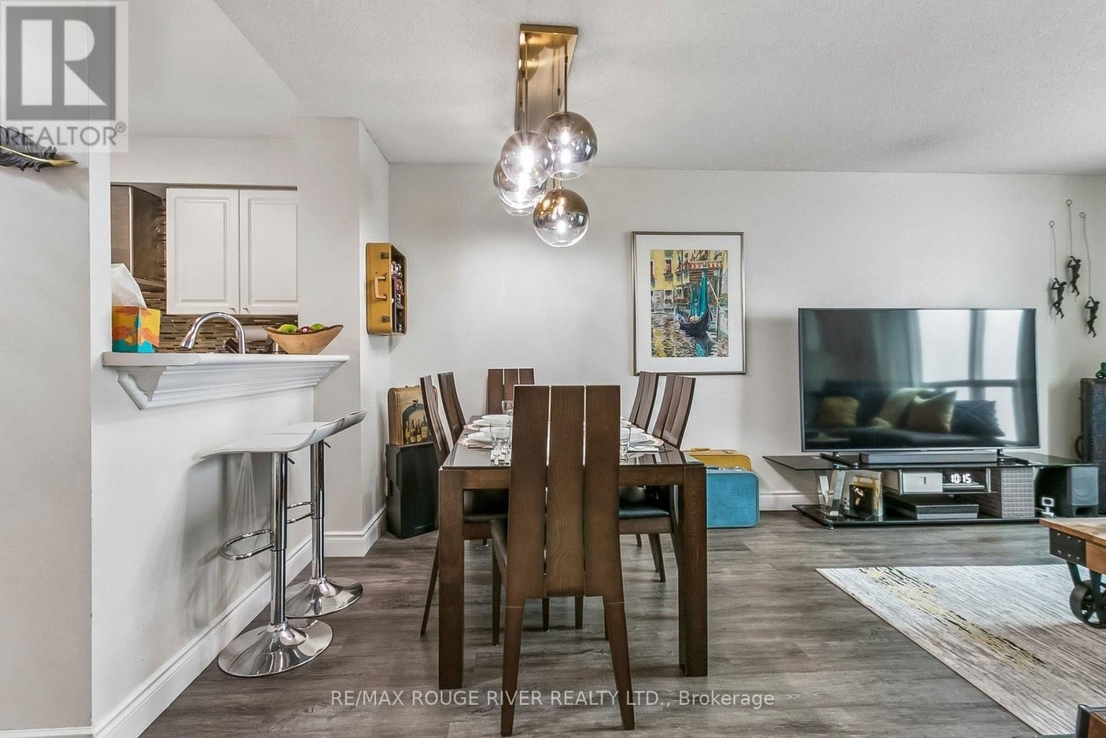 1203 - 11 LEE CENTRE DRIVE Image 12