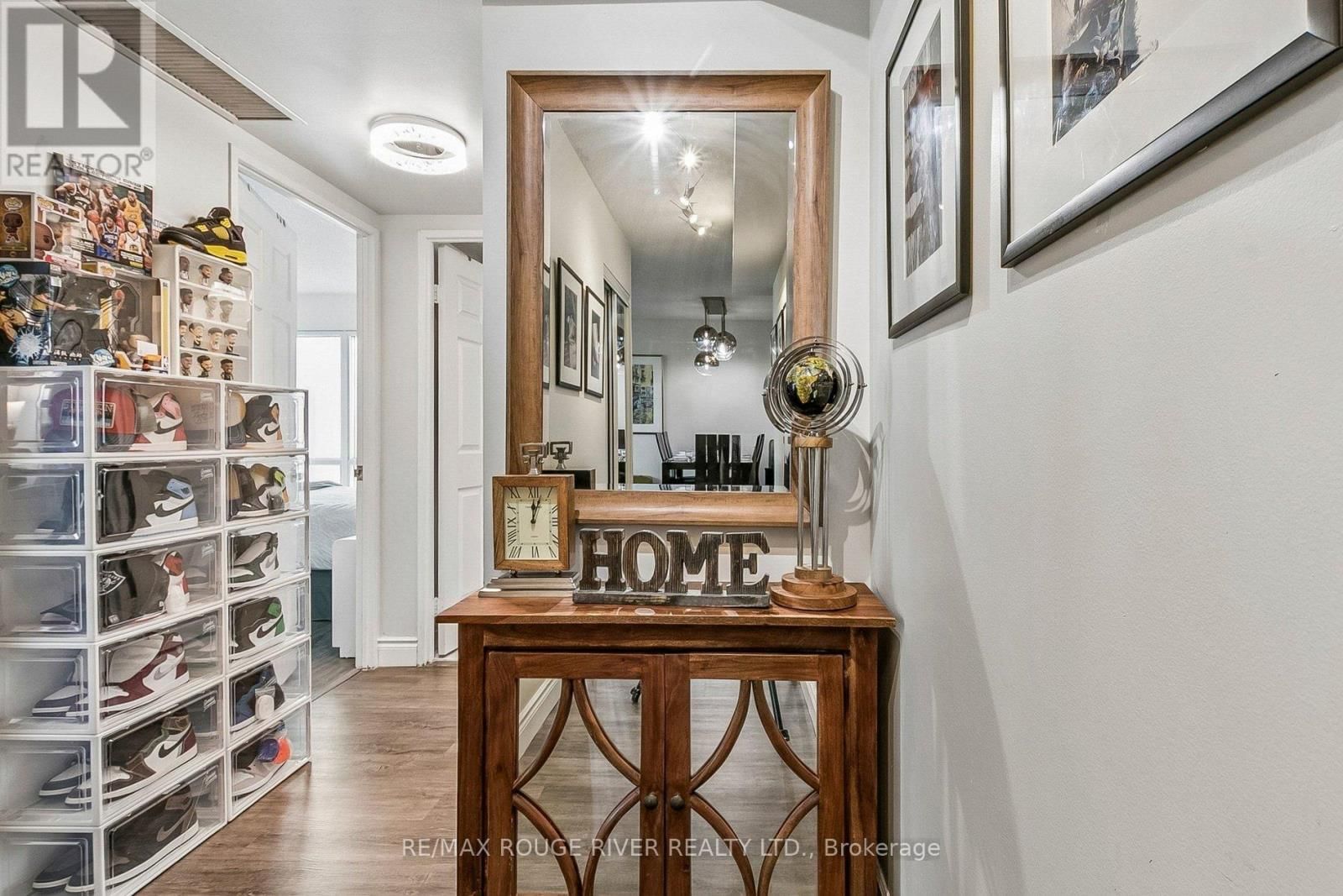 1203 - 11 LEE CENTRE DRIVE Image 4