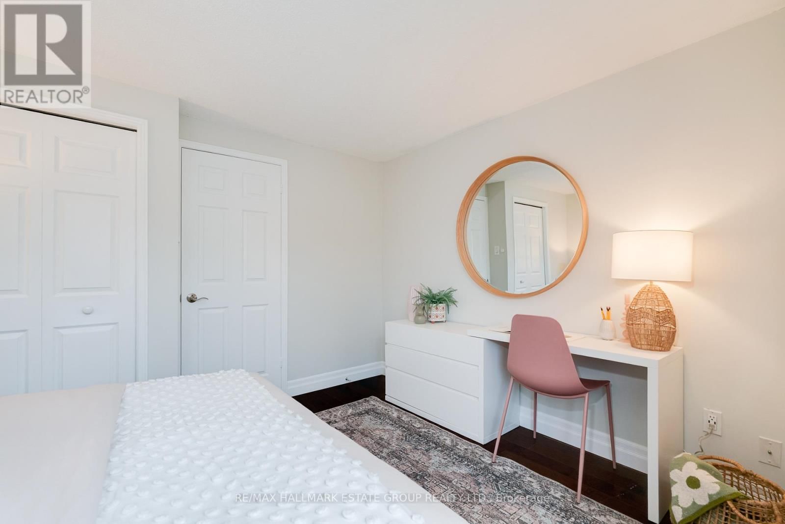 31 UNITY ROAD Image 26