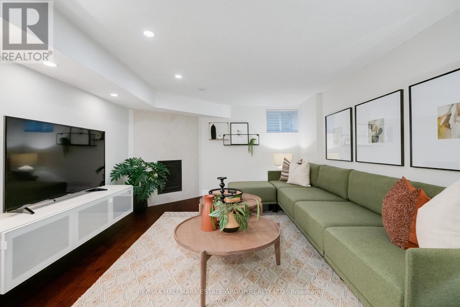 31 UNITY ROAD Image 38