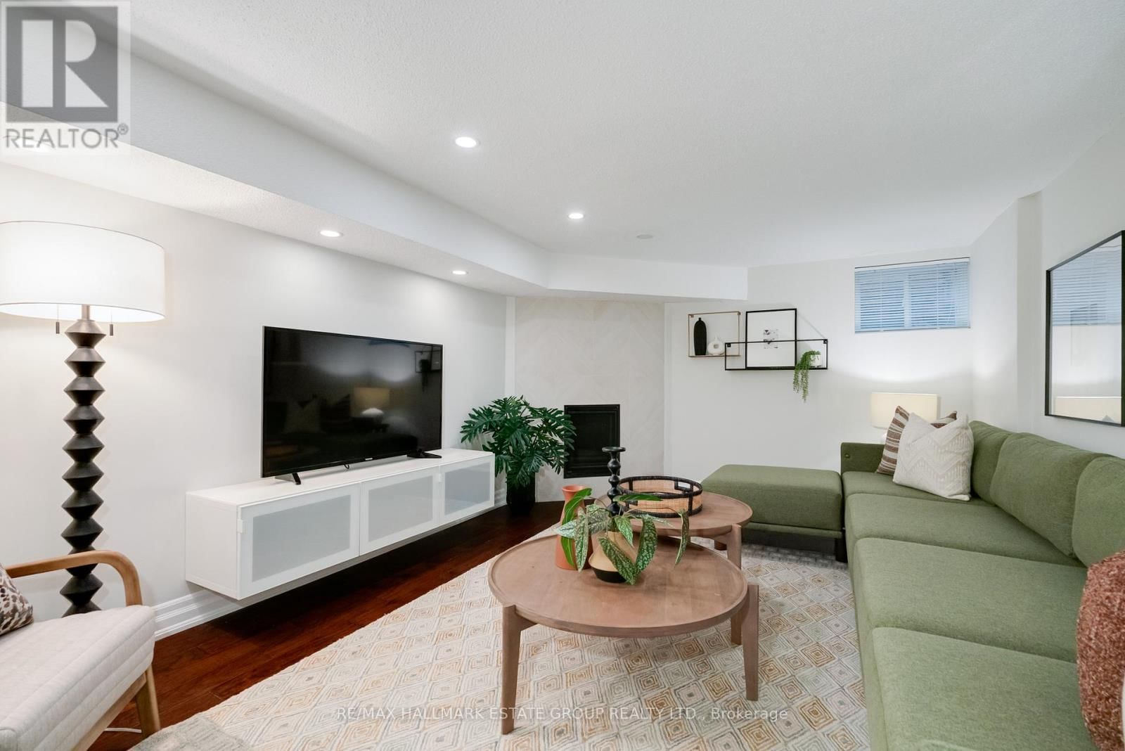 31 UNITY ROAD Image 39