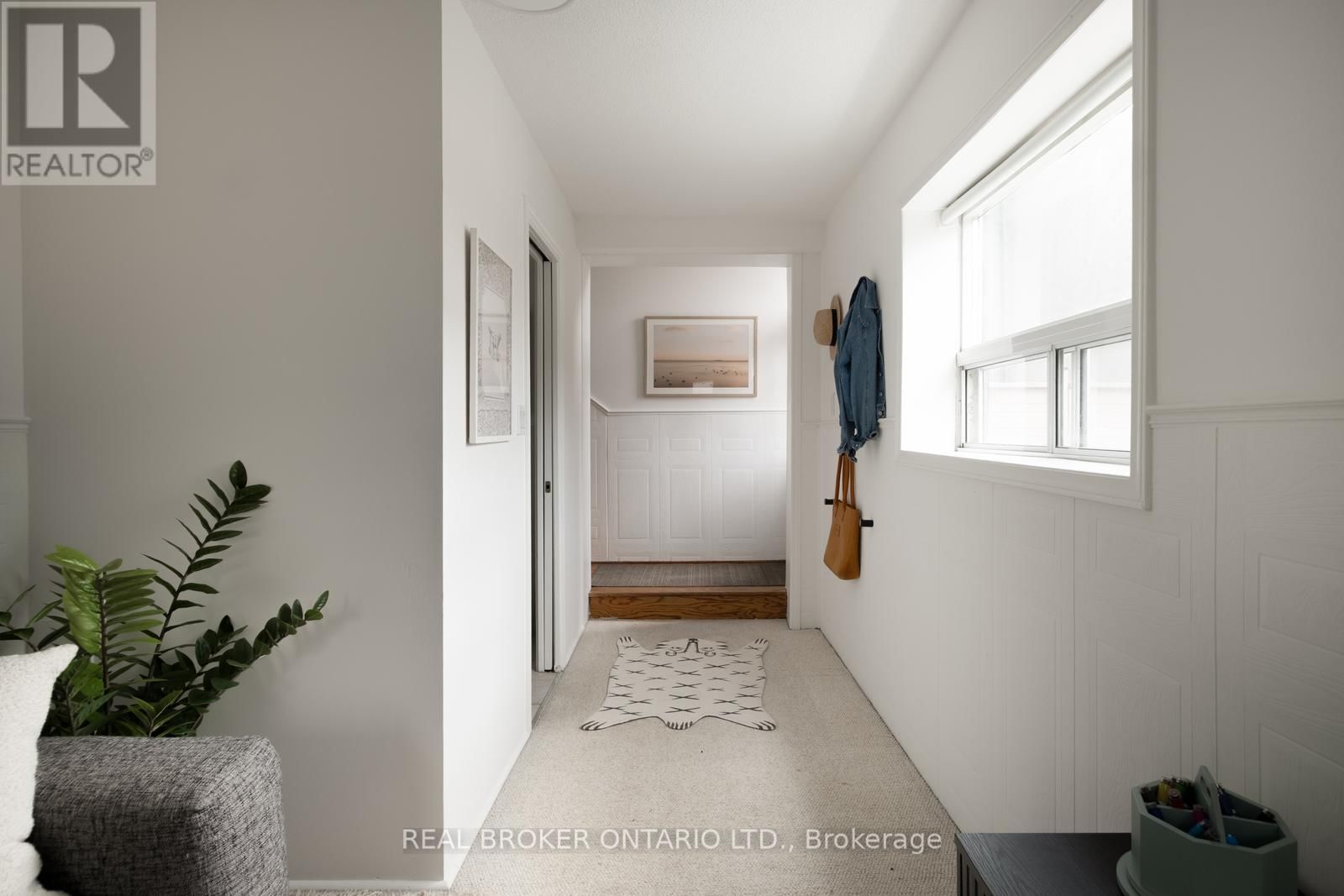 256 MONARCH PARK AVENUE Image 10