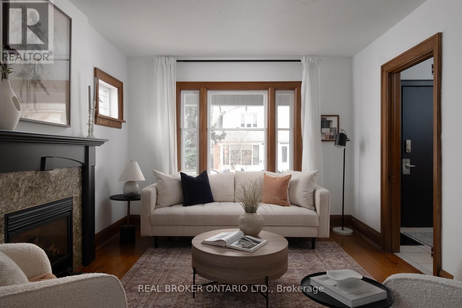 256 MONARCH PARK AVENUE Image 5