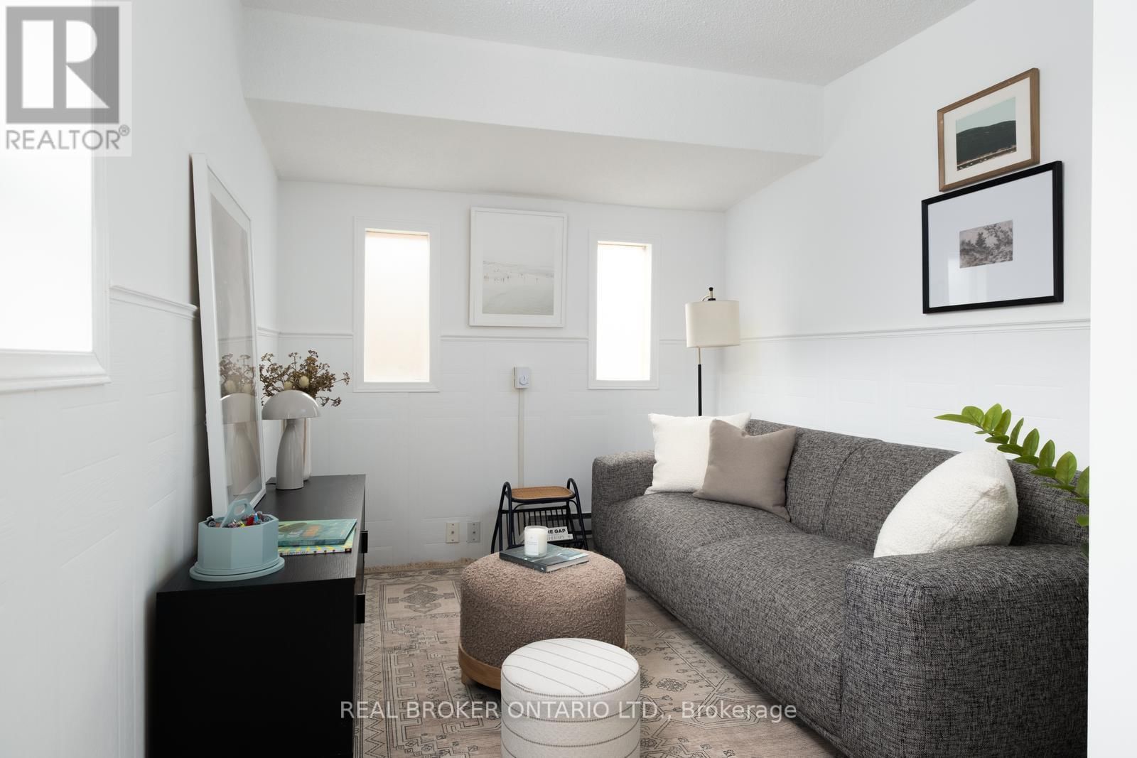 256 MONARCH PARK AVENUE Image 9