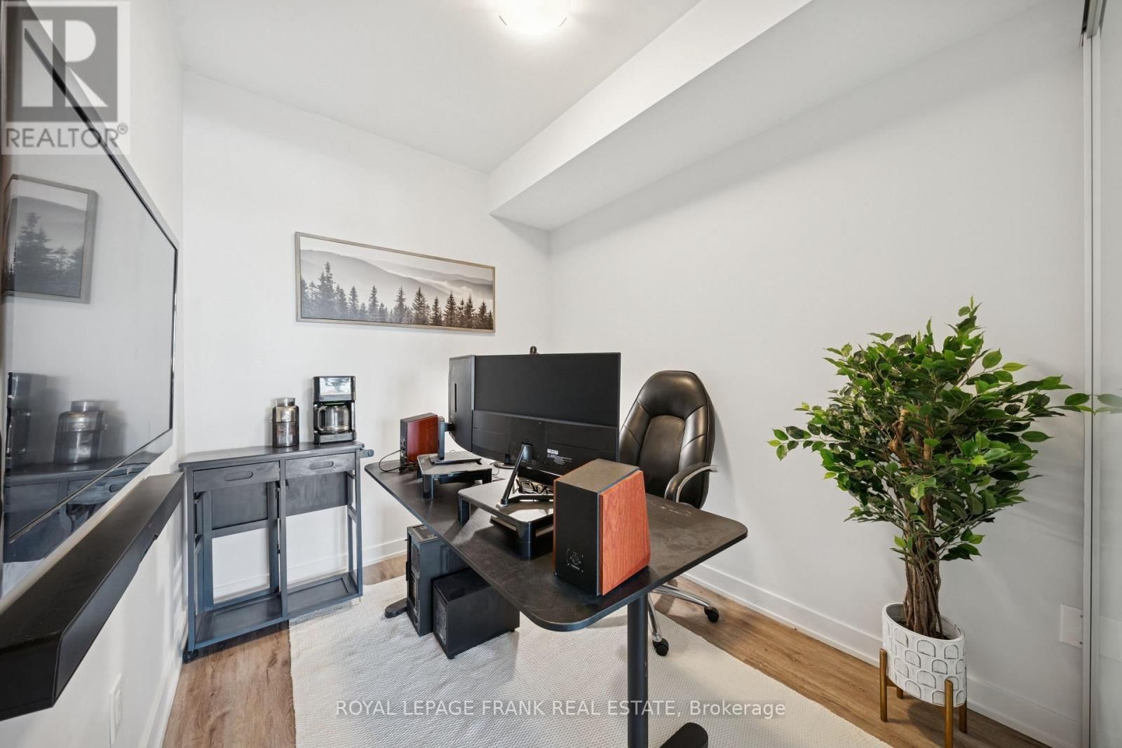 409 - 630 GREENWOOD AVENUE Image 14