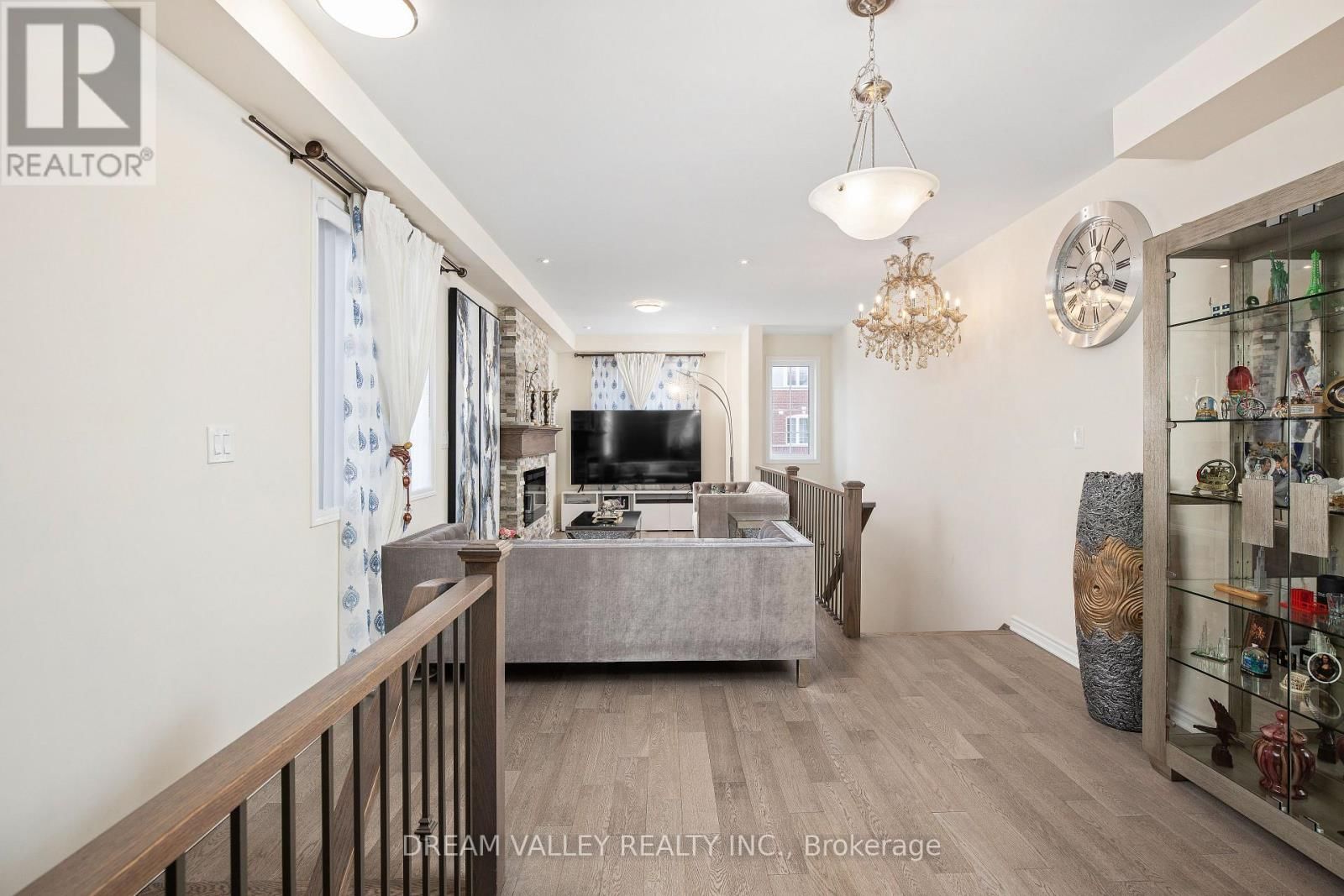 88 JOLLY WAY Image 4