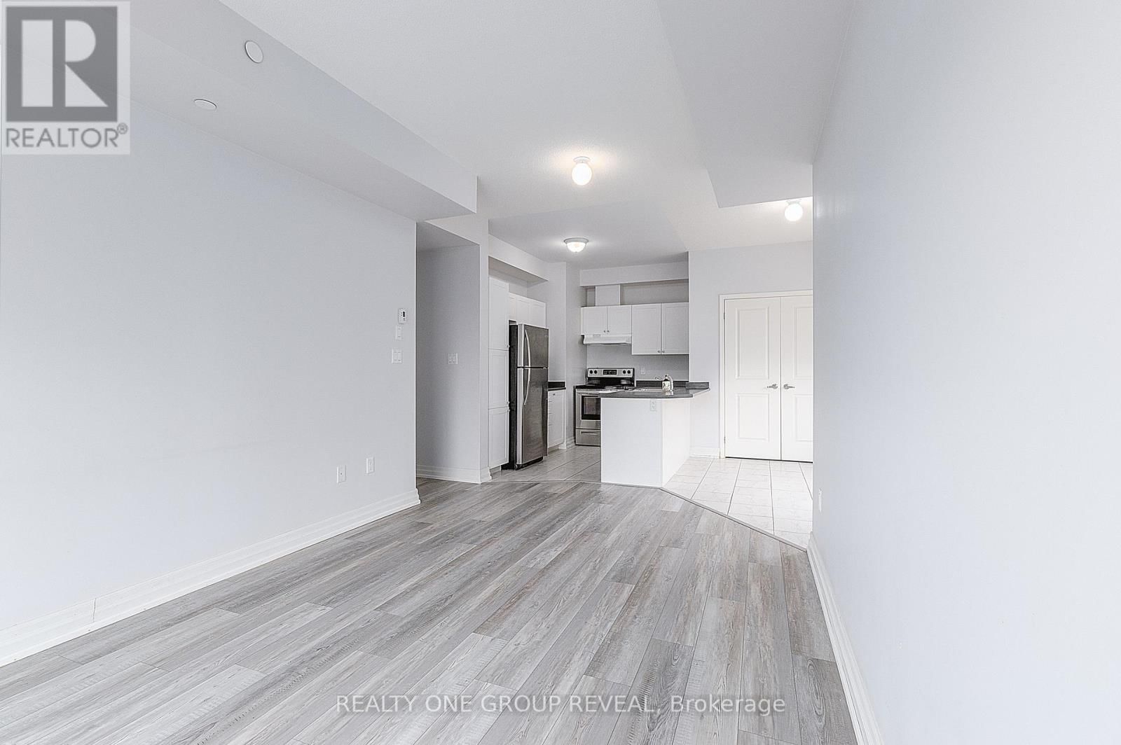 210 - 80 ASPEN SPRINGS DRIVE Image 19