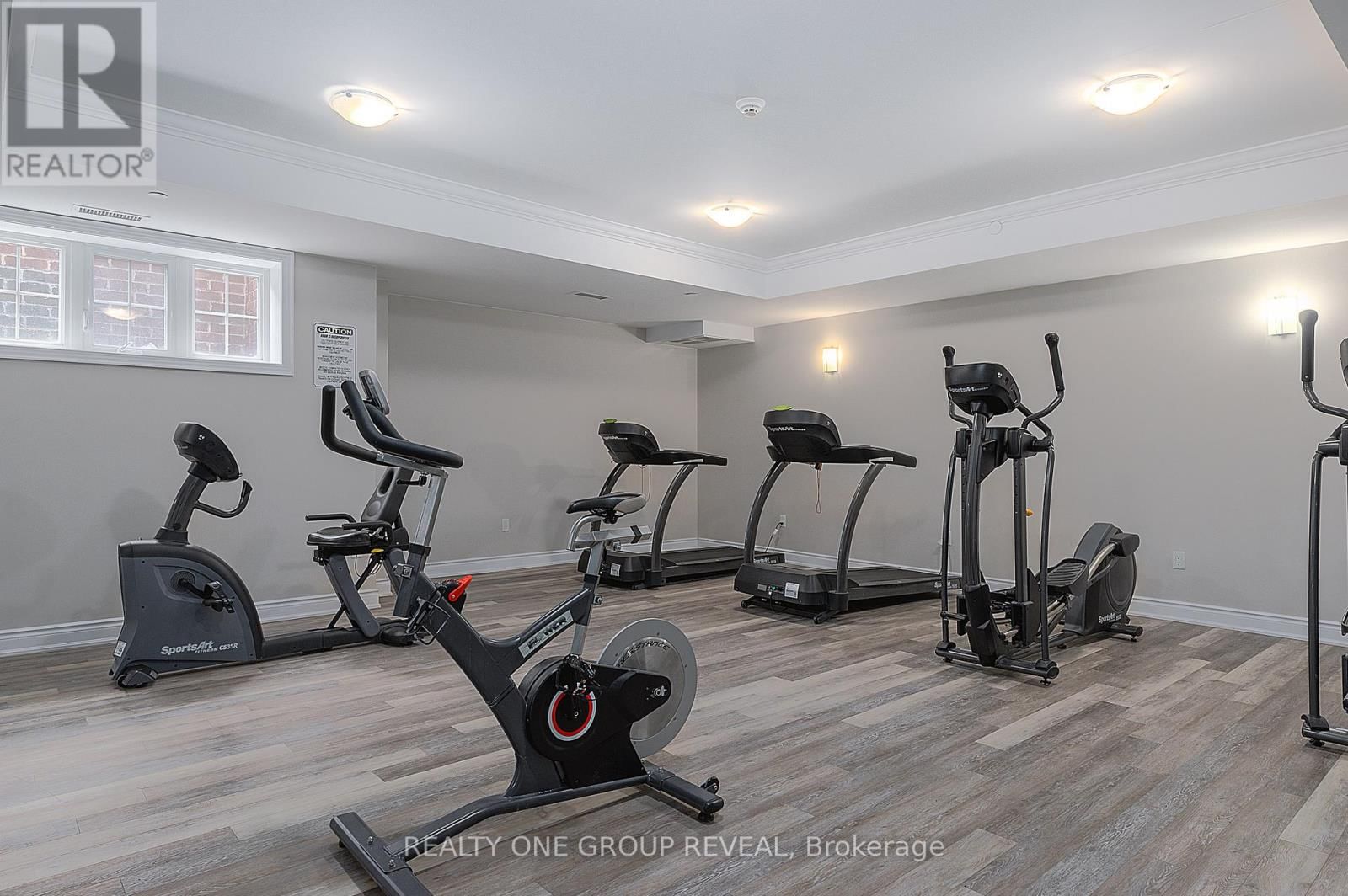 210 - 80 ASPEN SPRINGS DRIVE Image 23