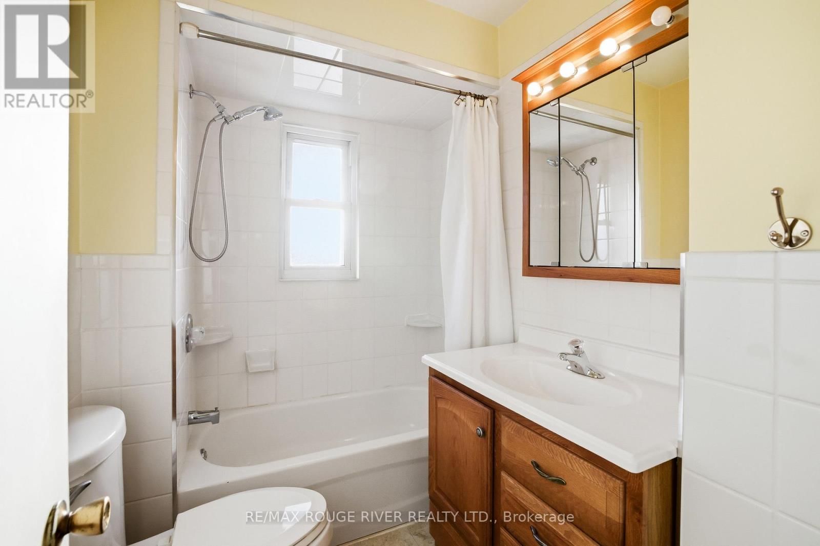 344 NIPIGON STREET Image 22