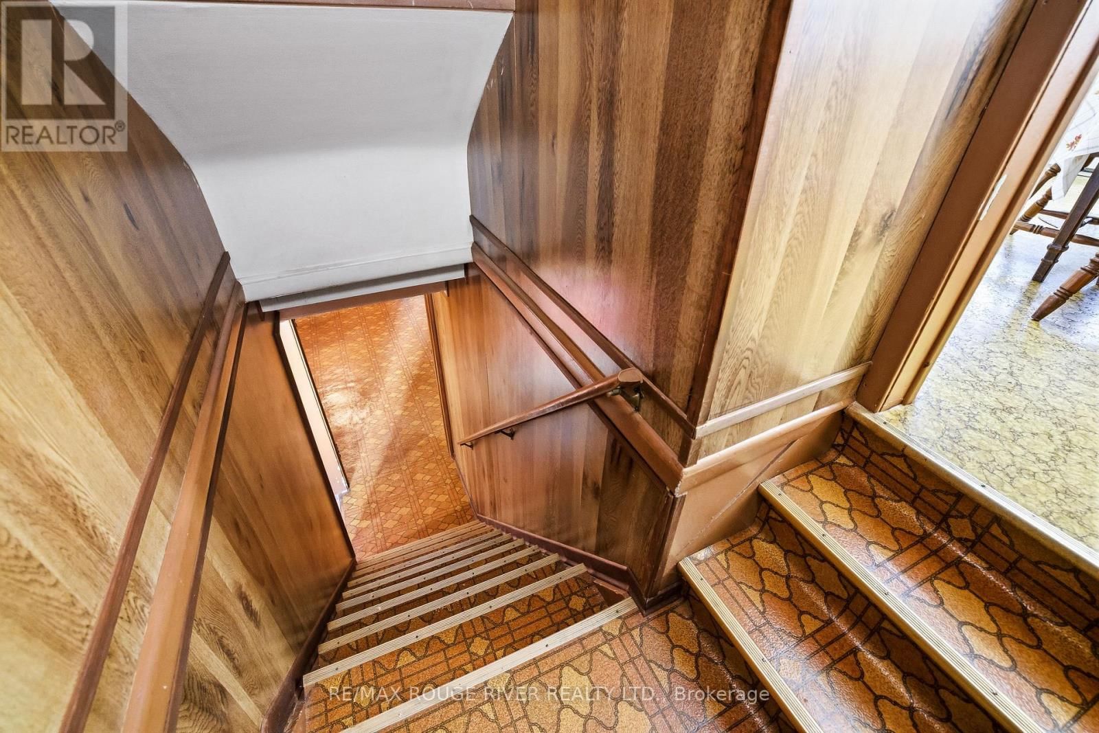 344 NIPIGON STREET Image 24