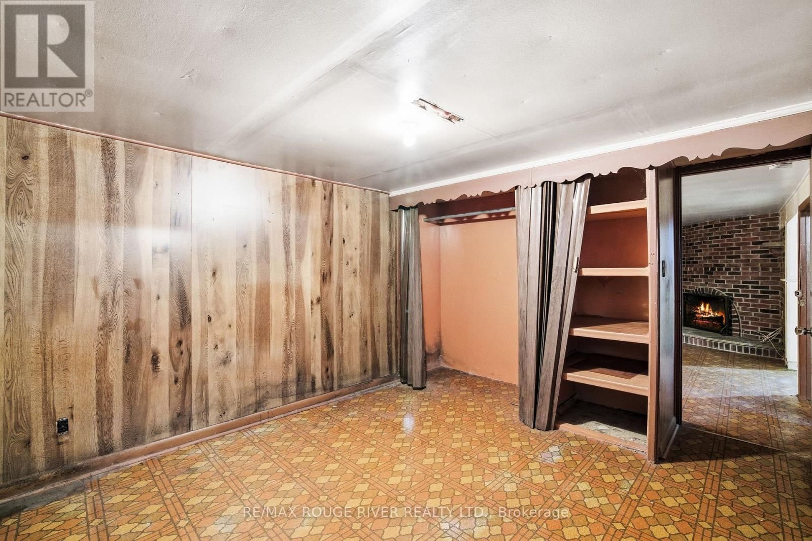 344 NIPIGON STREET Image 33