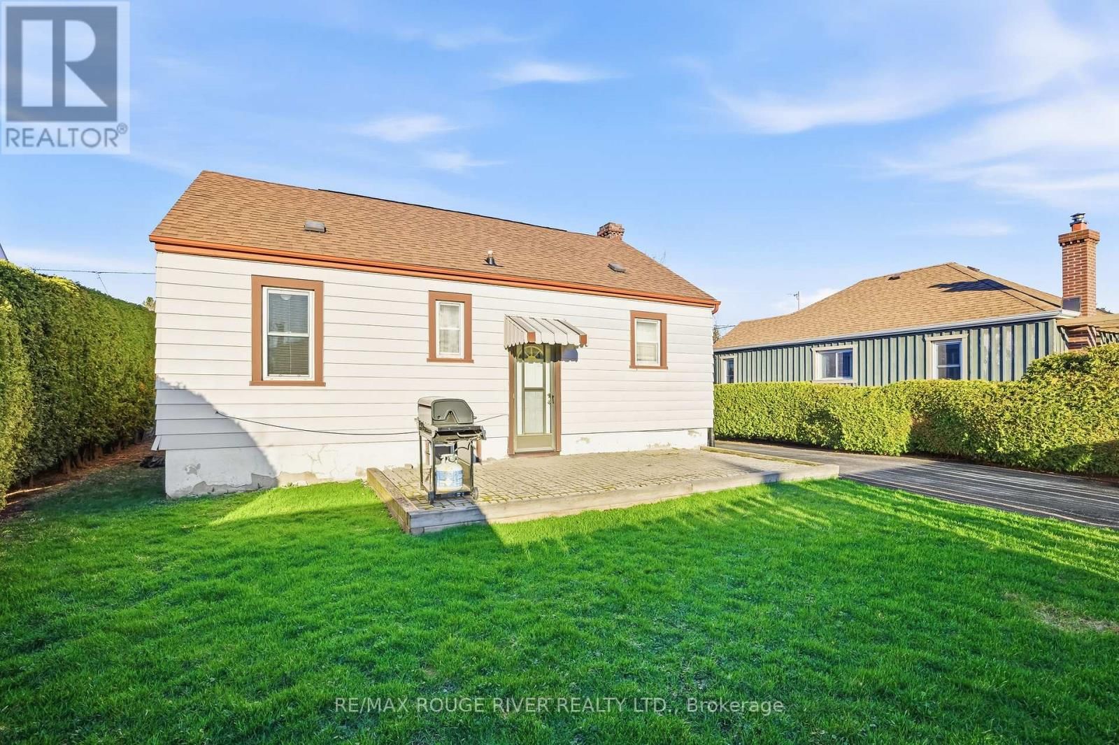 344 NIPIGON STREET Image 37