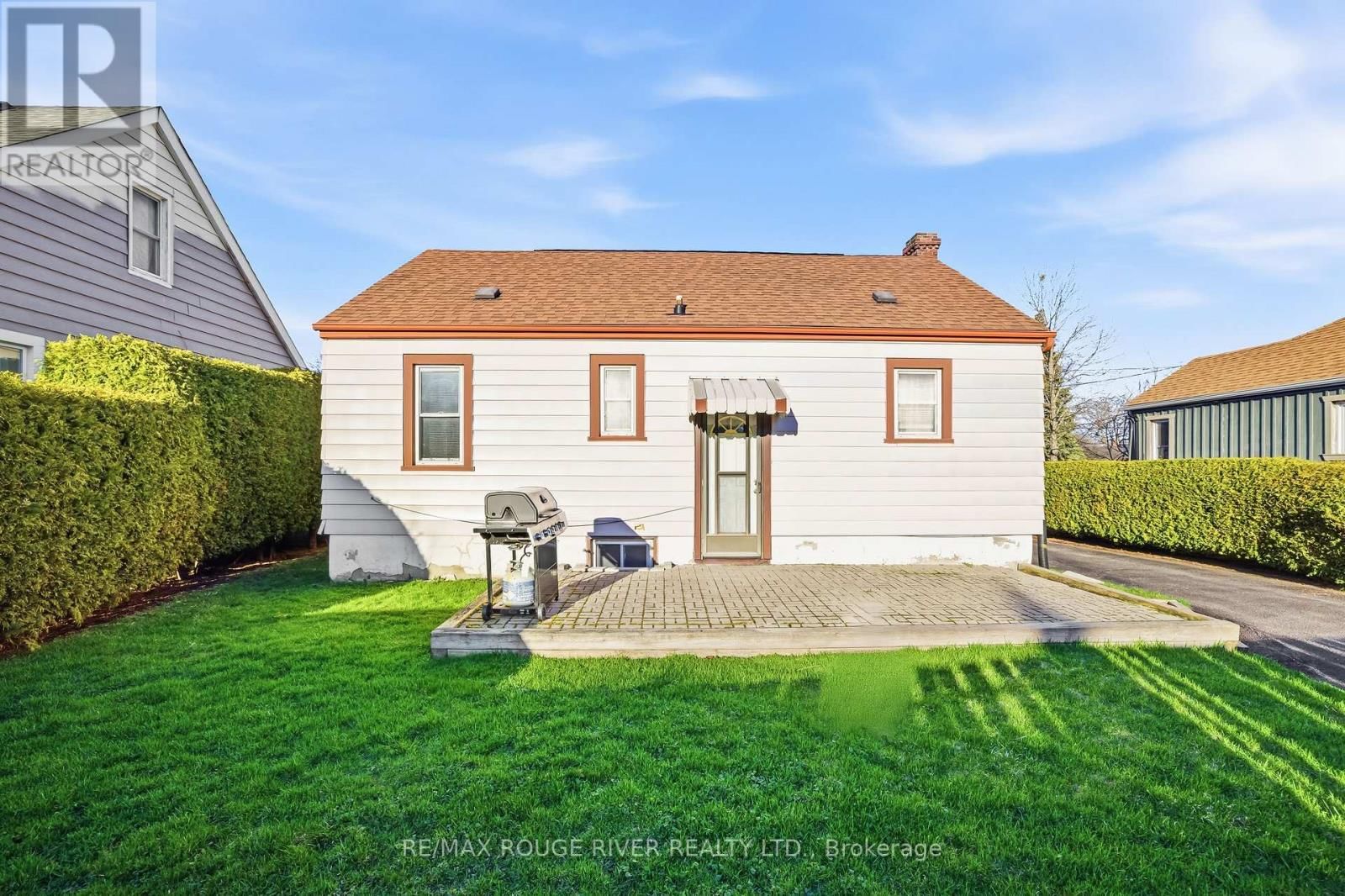 344 NIPIGON STREET Image 42