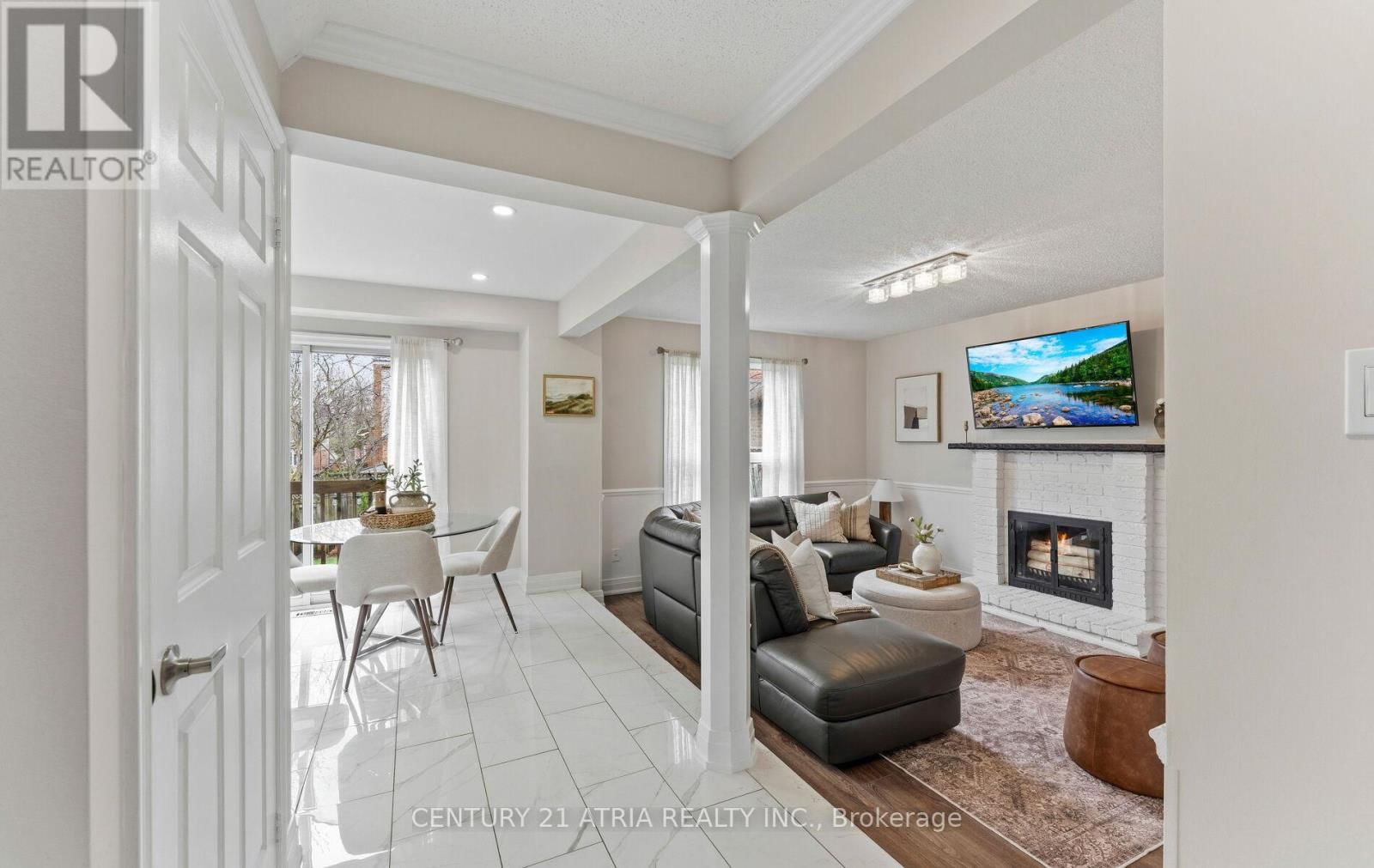 18 ELMEROY COURT Image 13