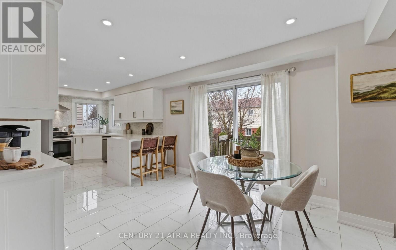 18 ELMEROY COURT Image 16