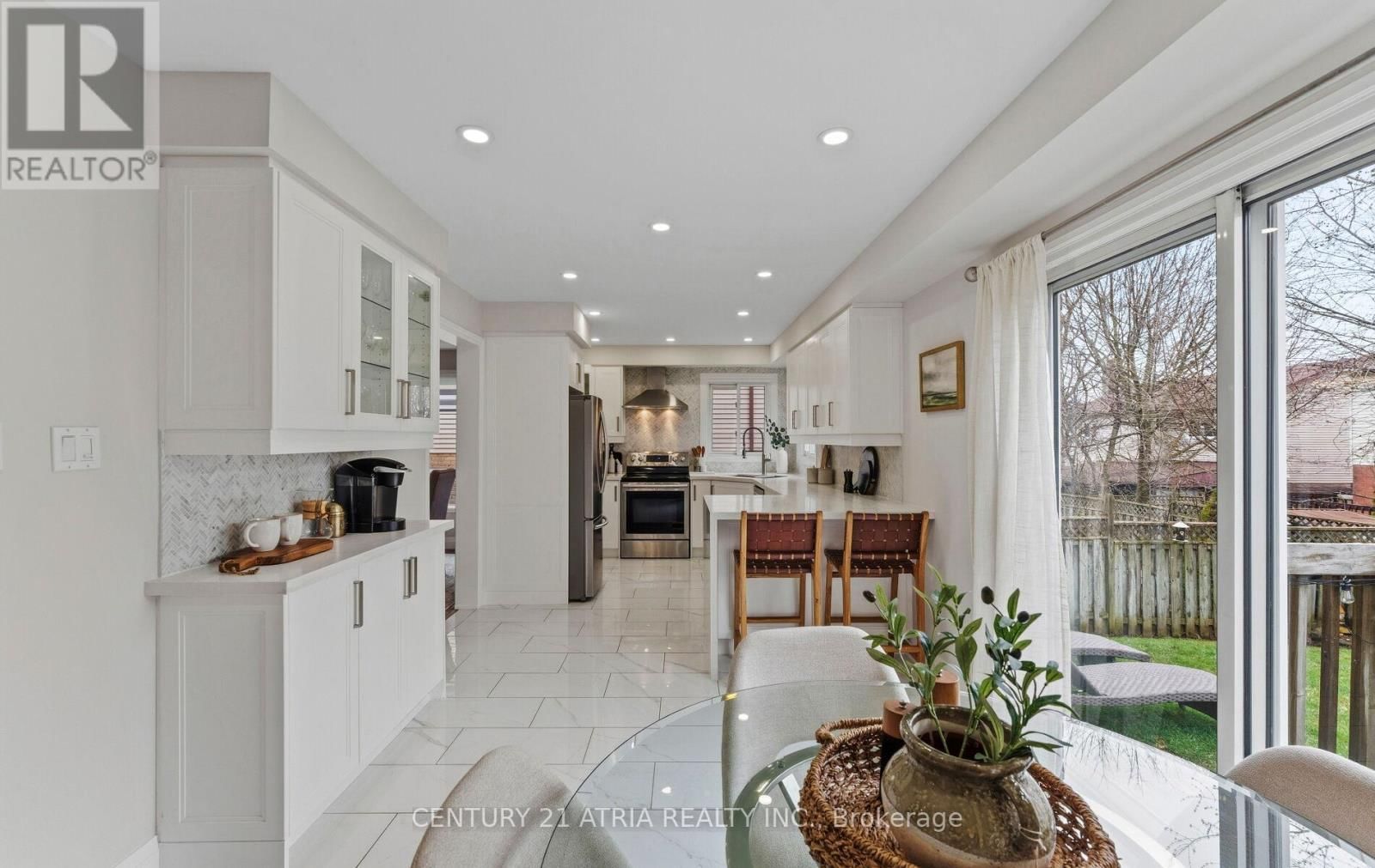 18 ELMEROY COURT Image 17