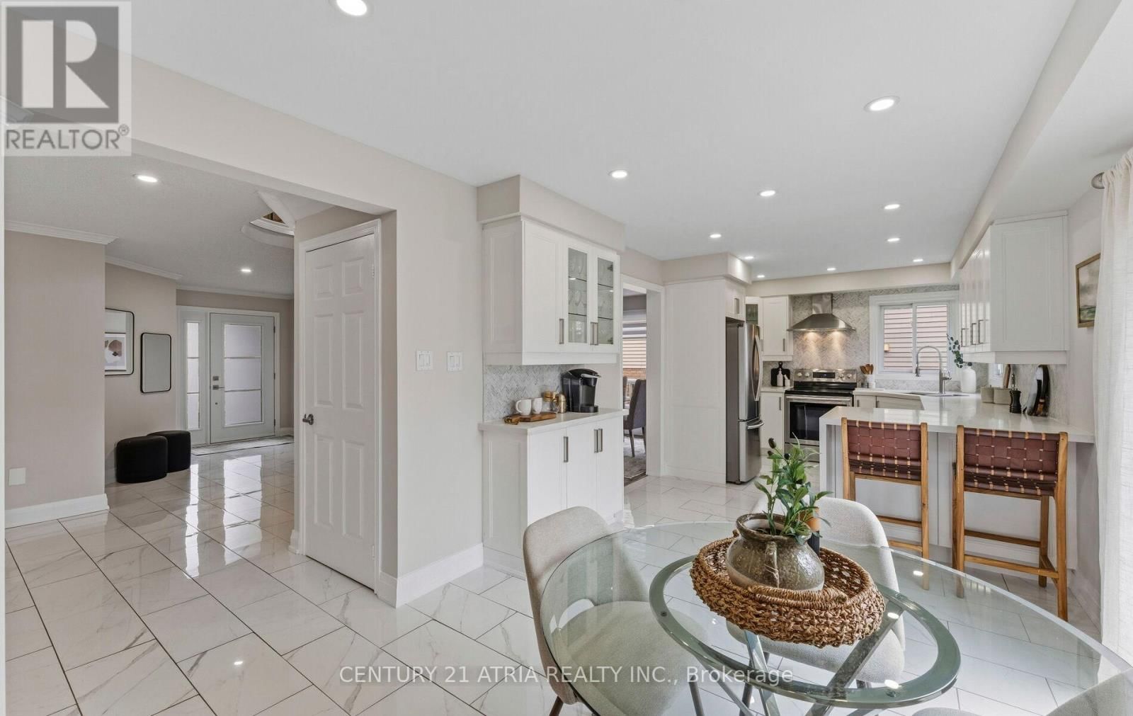 18 ELMEROY COURT Image 18