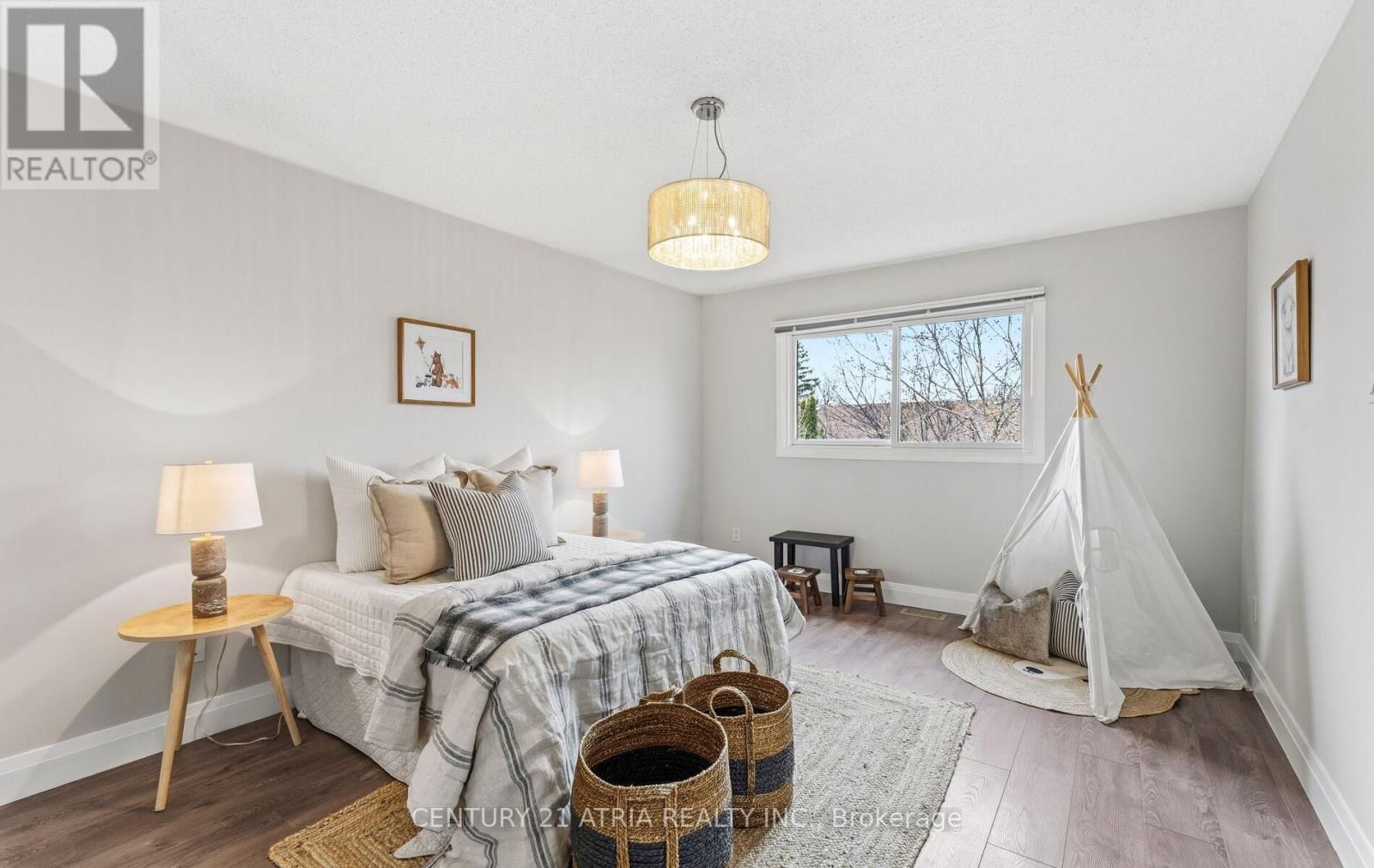 18 ELMEROY COURT Image 45