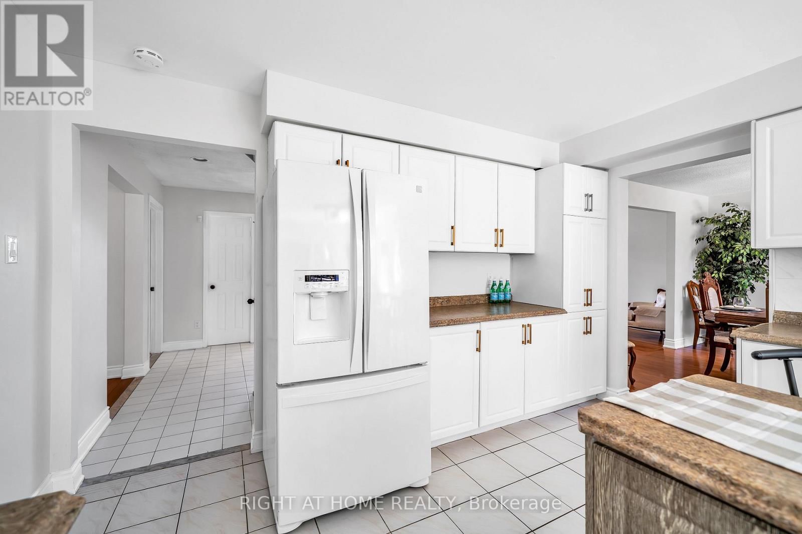 1657 DELLBROOK AVENUE Image 15