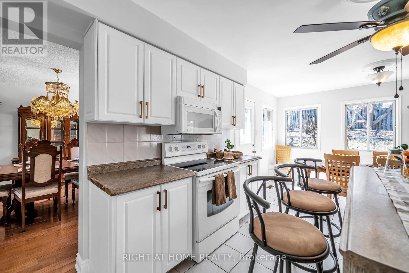 1657 DELLBROOK AVENUE Image 17