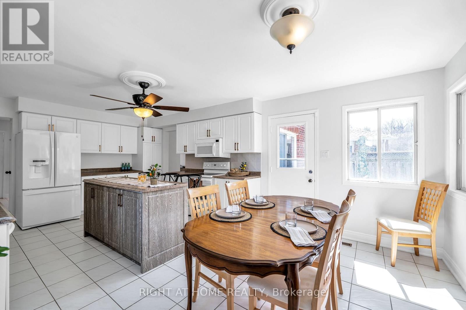 1657 DELLBROOK AVENUE Image 20