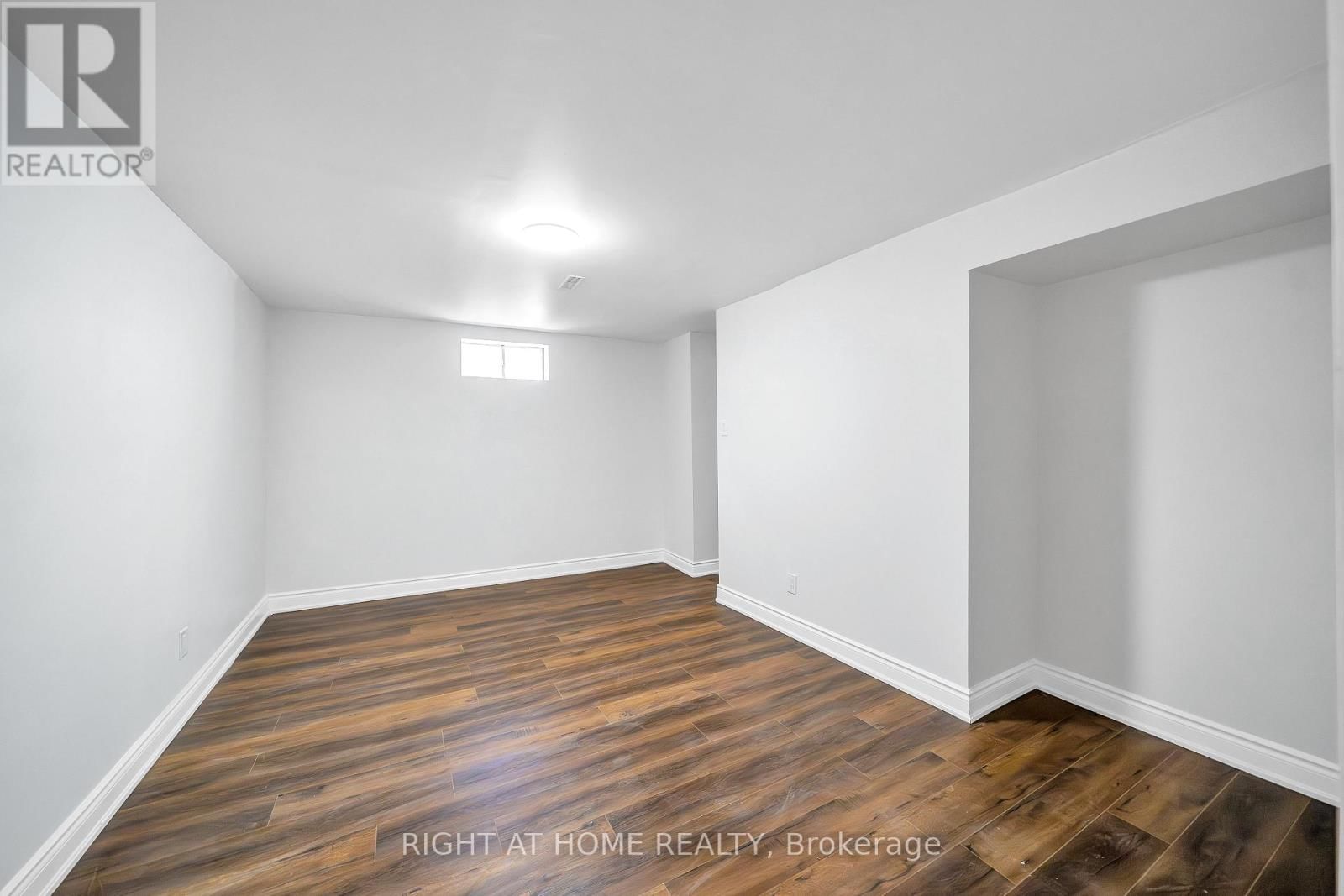 1657 DELLBROOK AVENUE Image 40