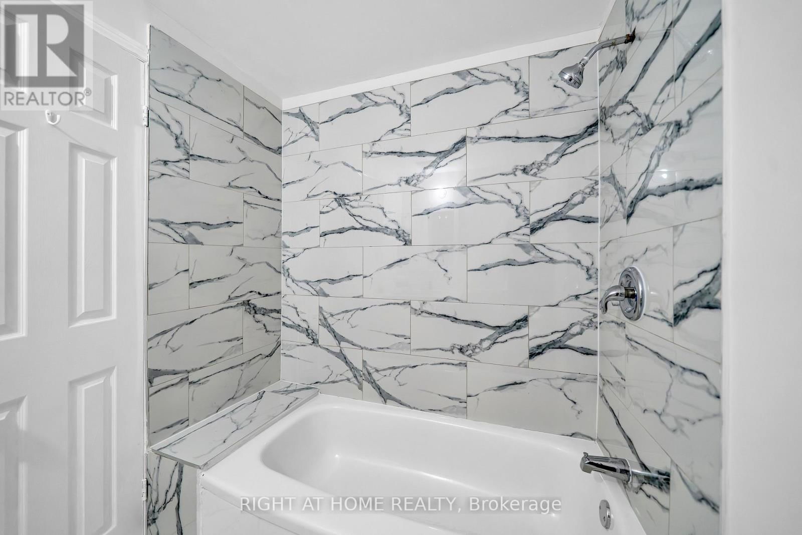 1657 DELLBROOK AVENUE Image 46