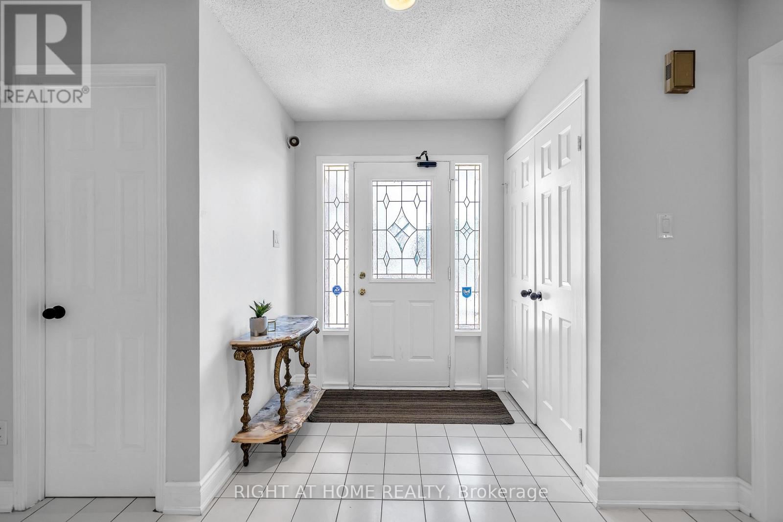 1657 DELLBROOK AVENUE Image 6