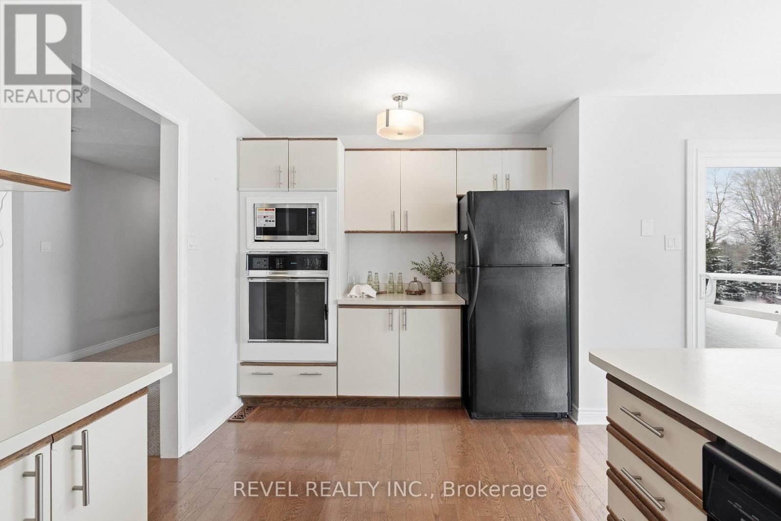 30 CASTLE HARBOUR DRIVE Image 12