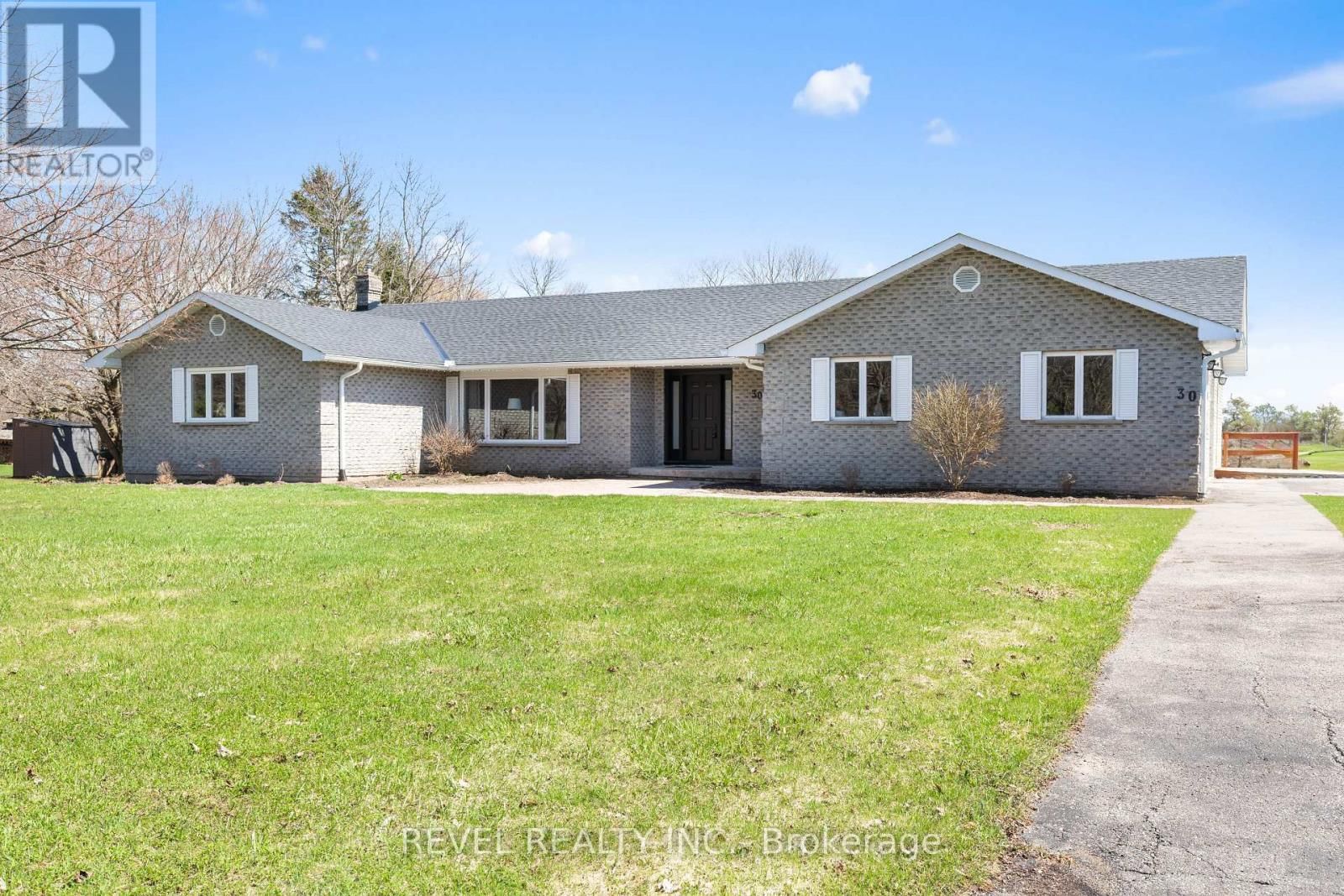 30 CASTLE HARBOUR DRIVE Image 3