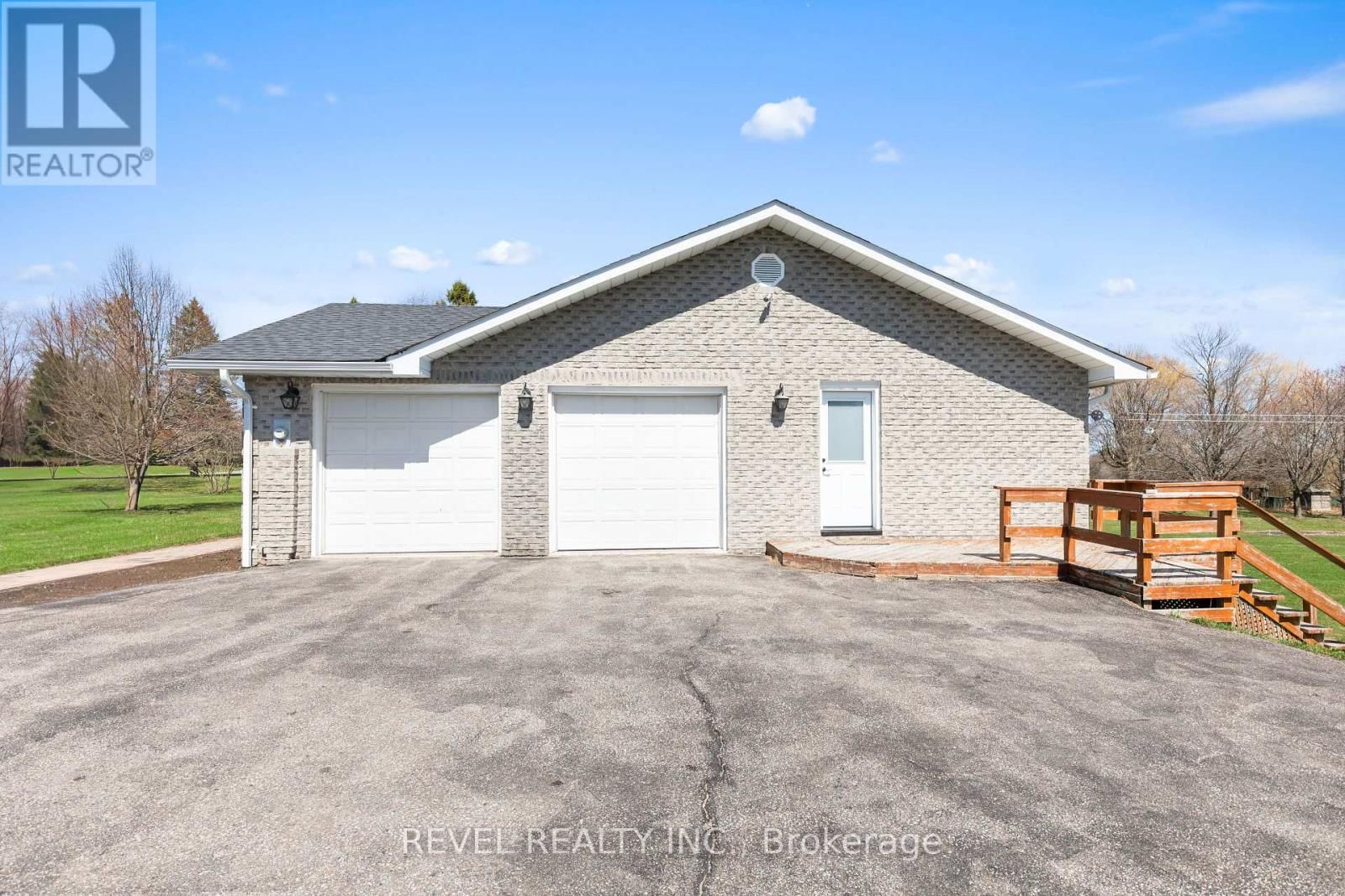 30 CASTLE HARBOUR DRIVE Image 5