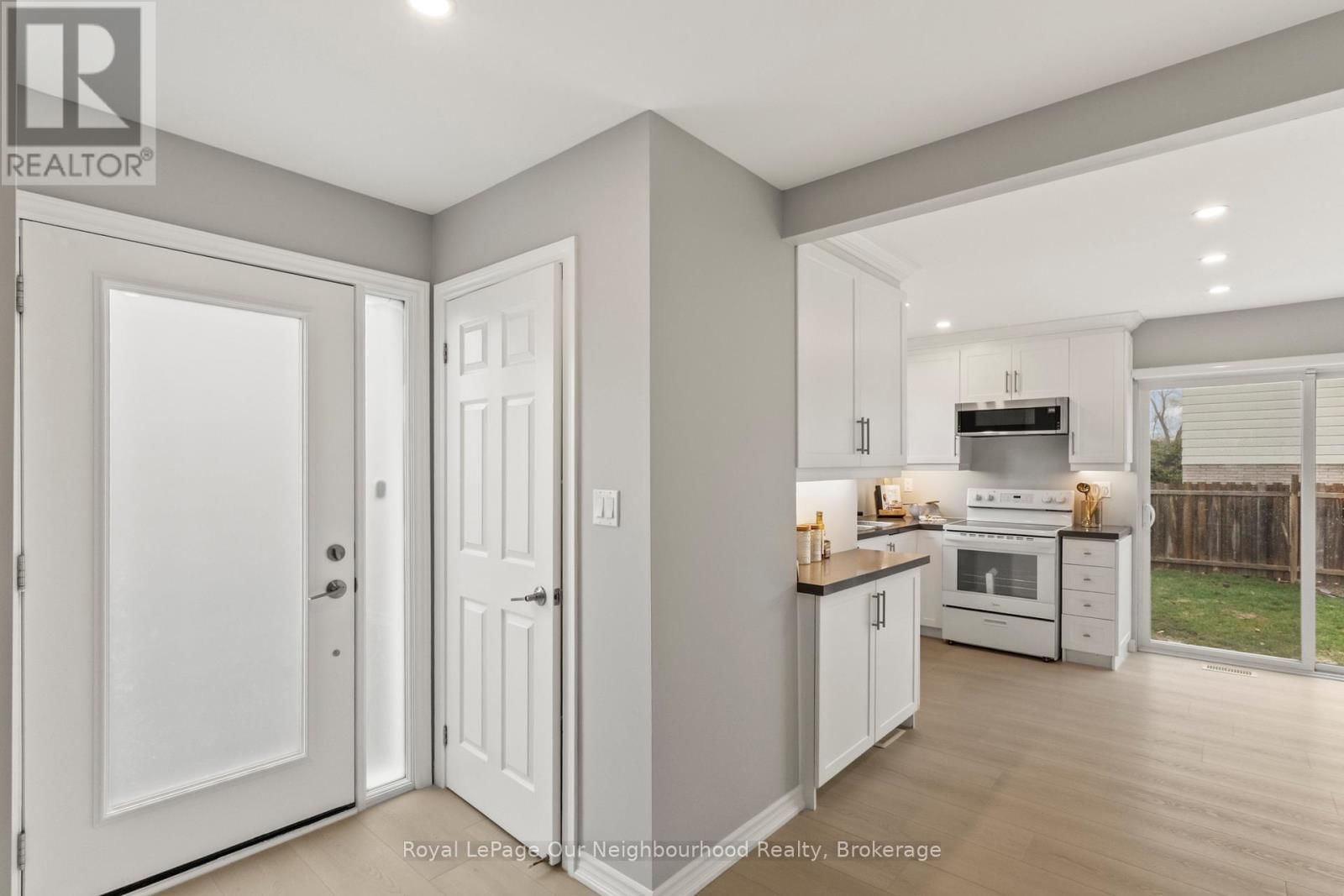 75 LITTLE AVENUE Image 5