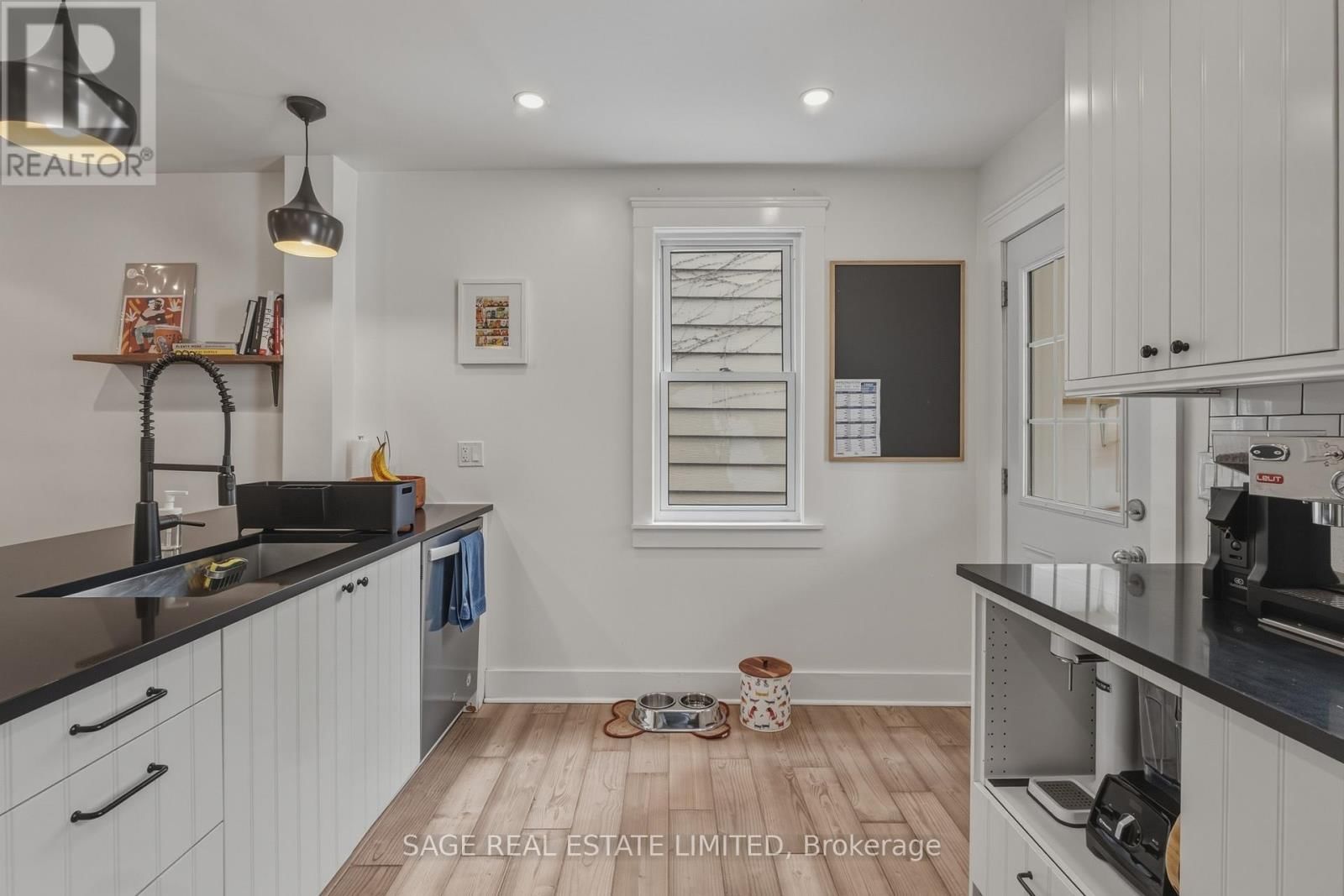 14 NEWMAN AVENUE Image 10