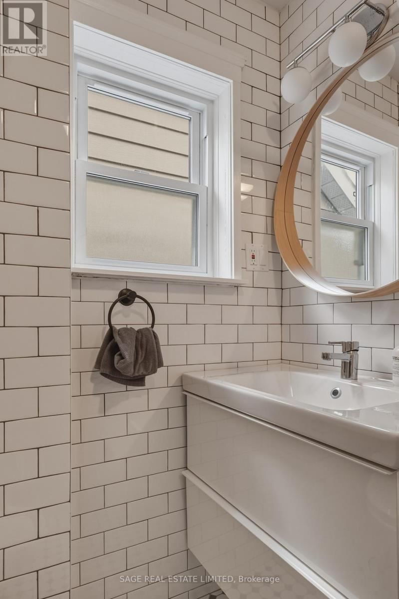 14 NEWMAN AVENUE Image 20