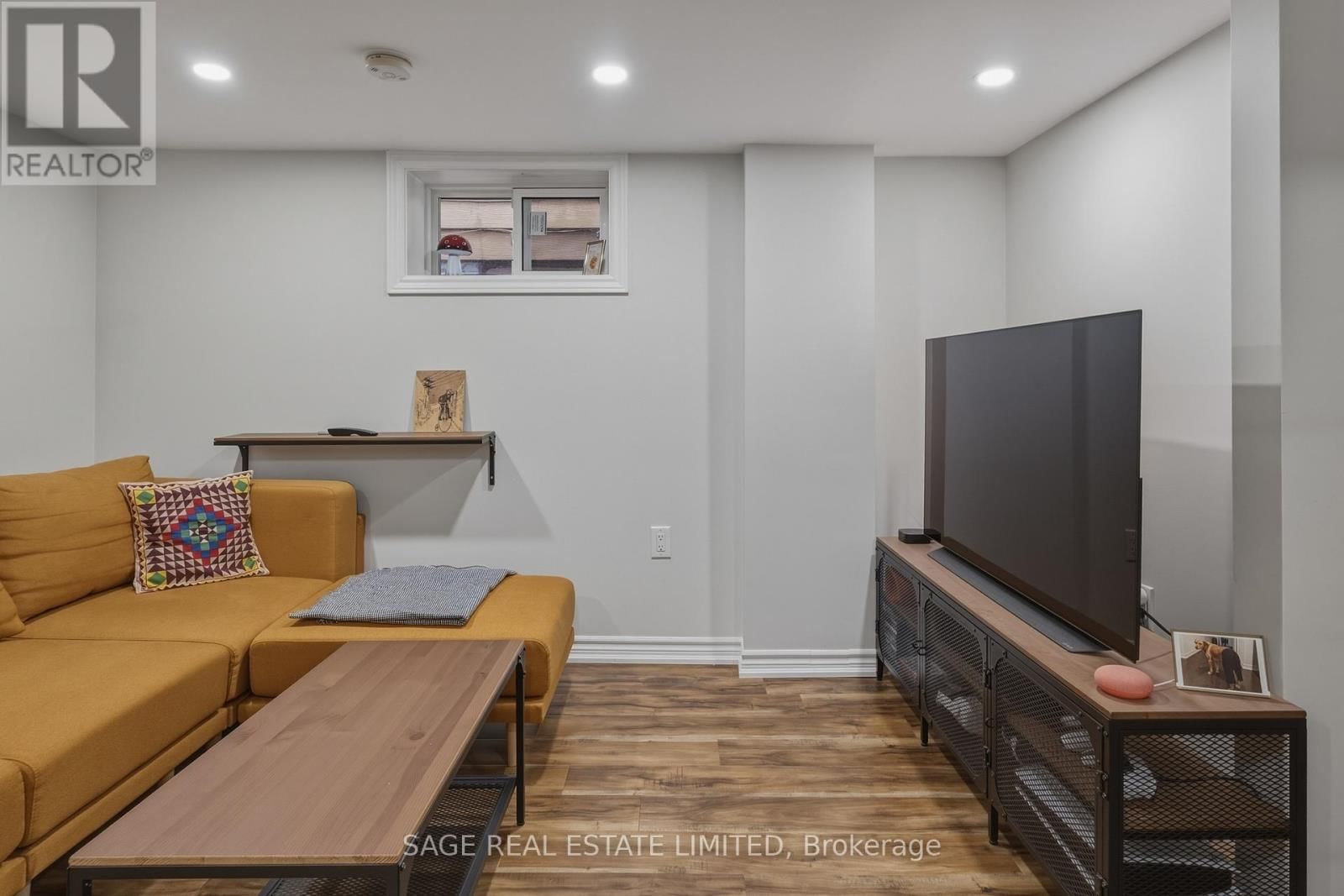 14 NEWMAN AVENUE Image 24