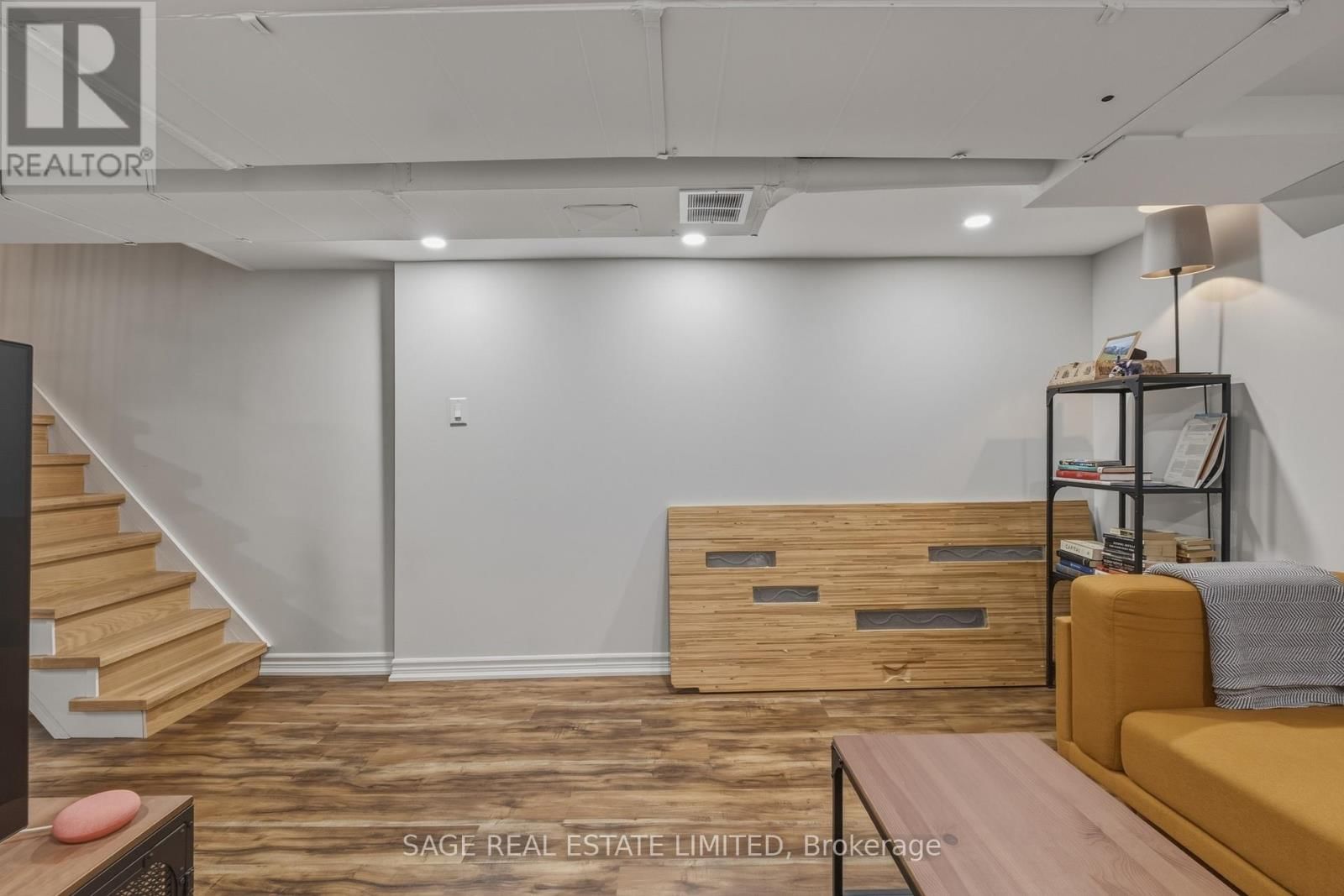 14 NEWMAN AVENUE Image 26