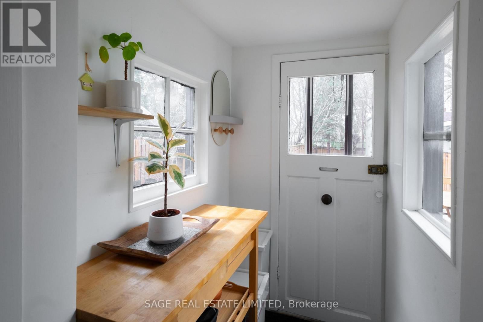 14 NEWMAN AVENUE Image 33