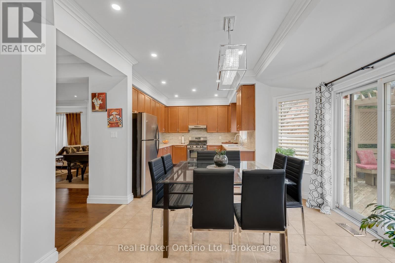 6 WILSONGARY CIRCLE Image 15