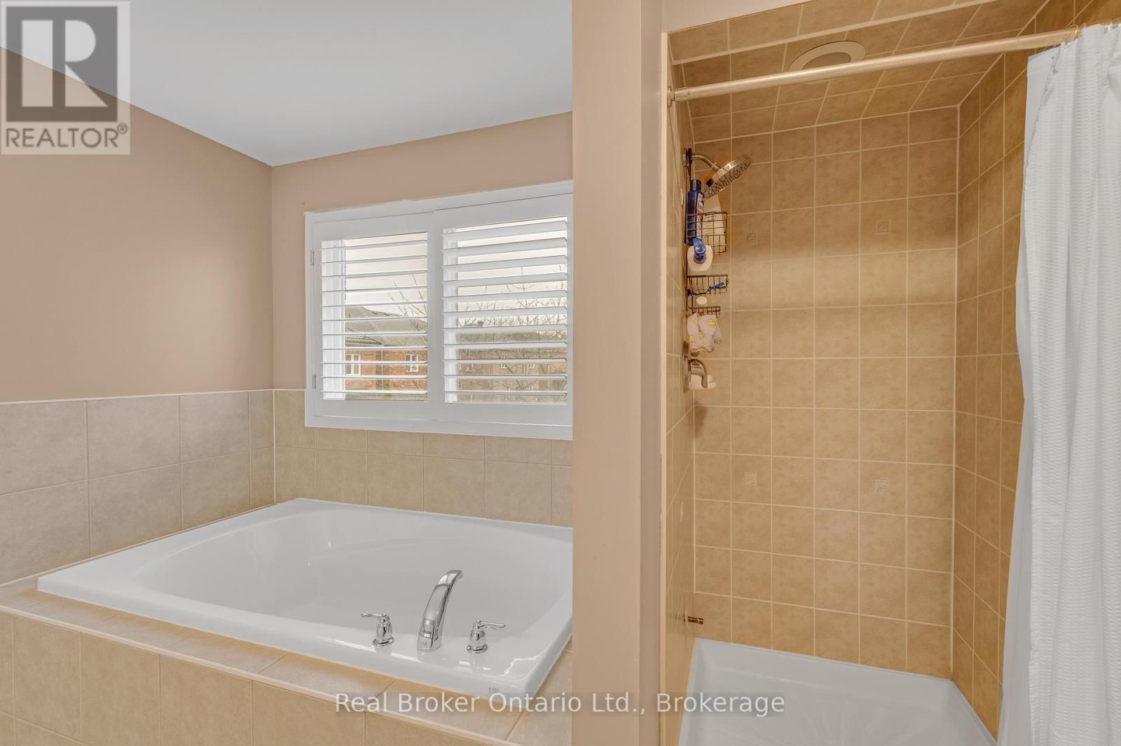 6 WILSONGARY CIRCLE Image 26