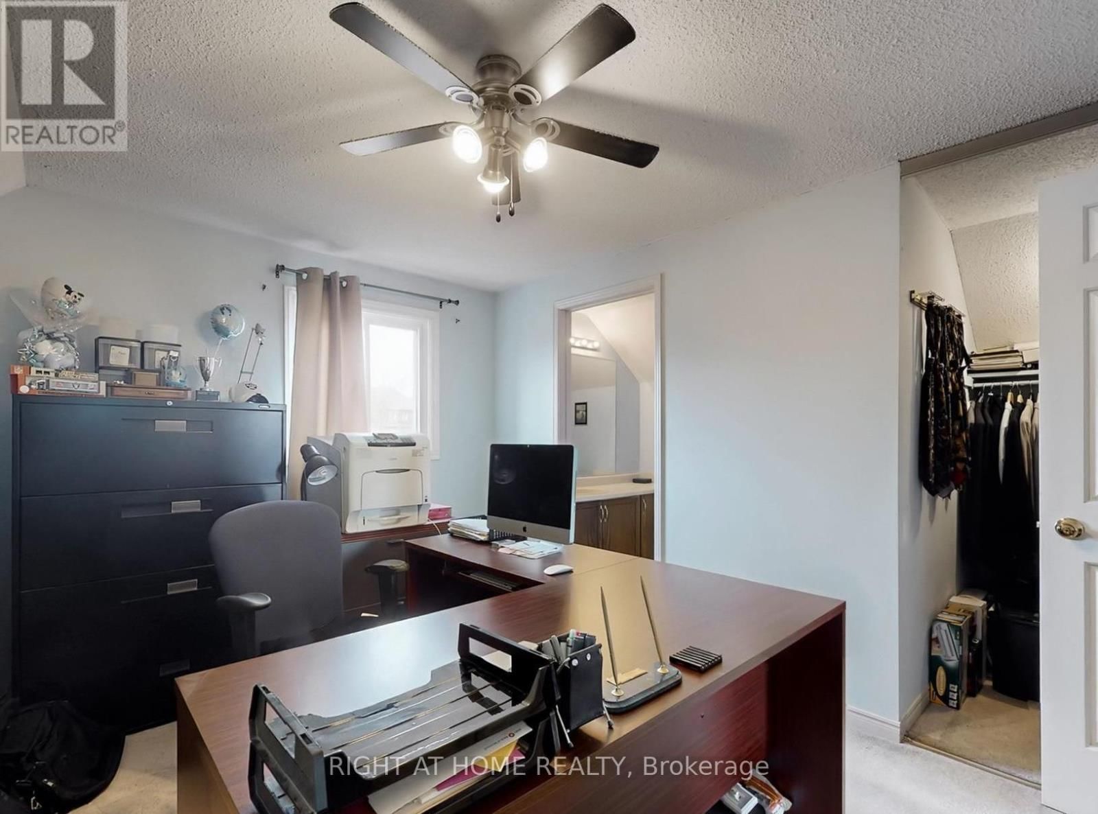 531 STEEPLE HILL Image 26