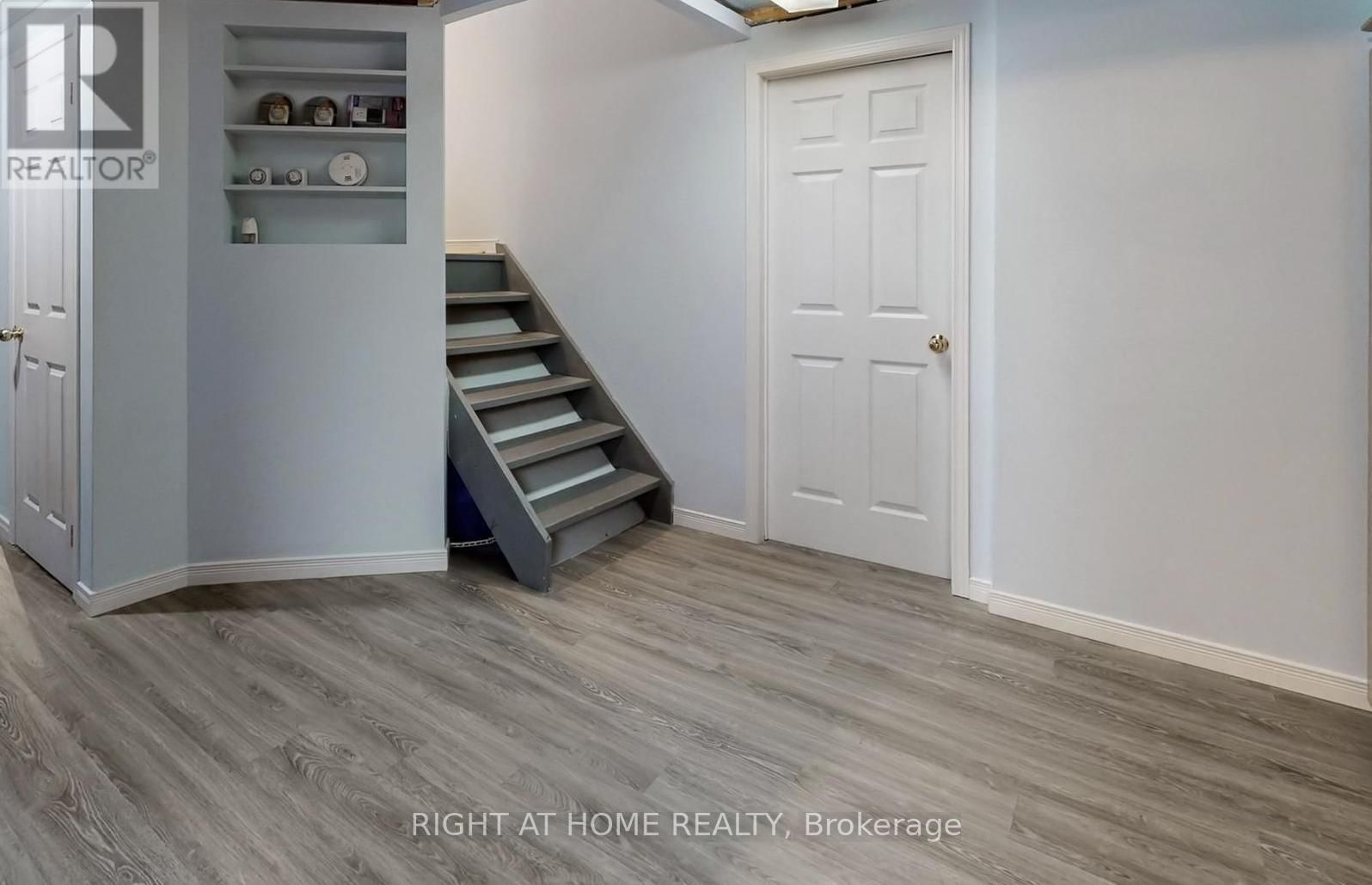 531 STEEPLE HILL Image 29