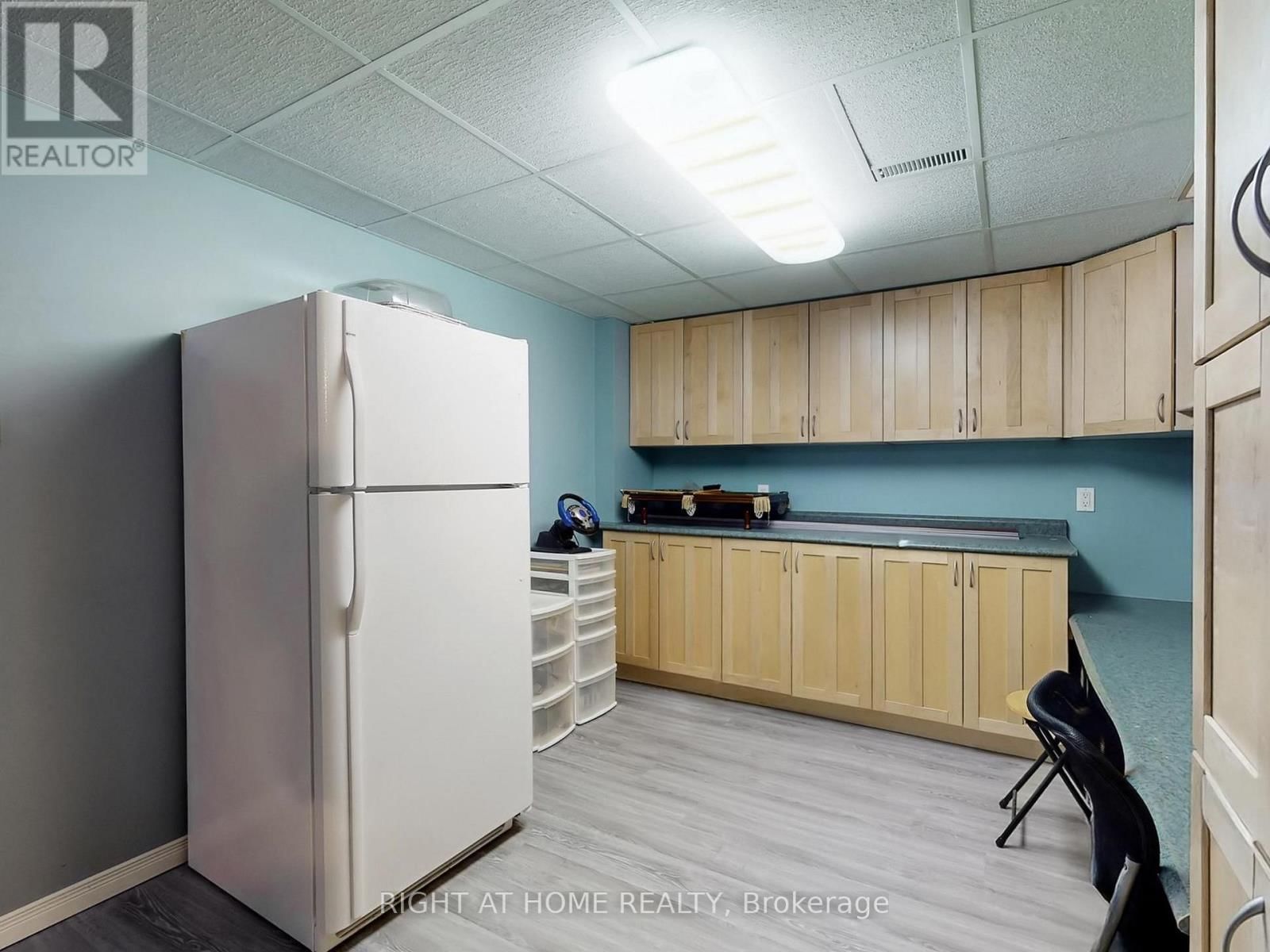 531 STEEPLE HILL Image 31