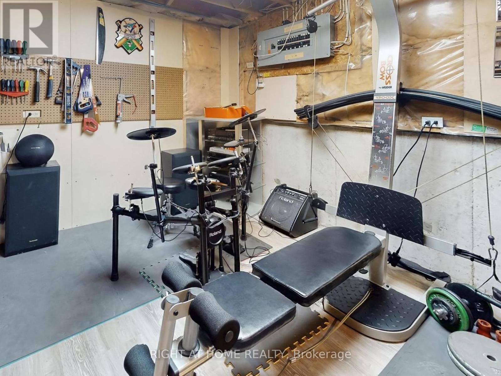 531 STEEPLE HILL Image 33