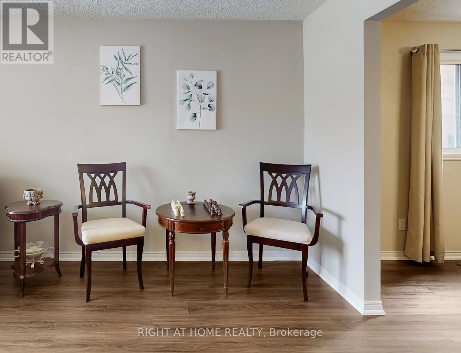 531 STEEPLE HILL Image 6