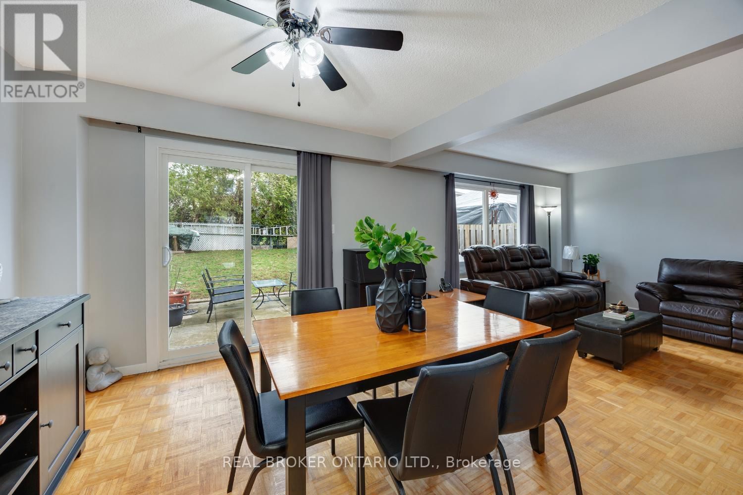 71 ROSER CRESCENT Image 12