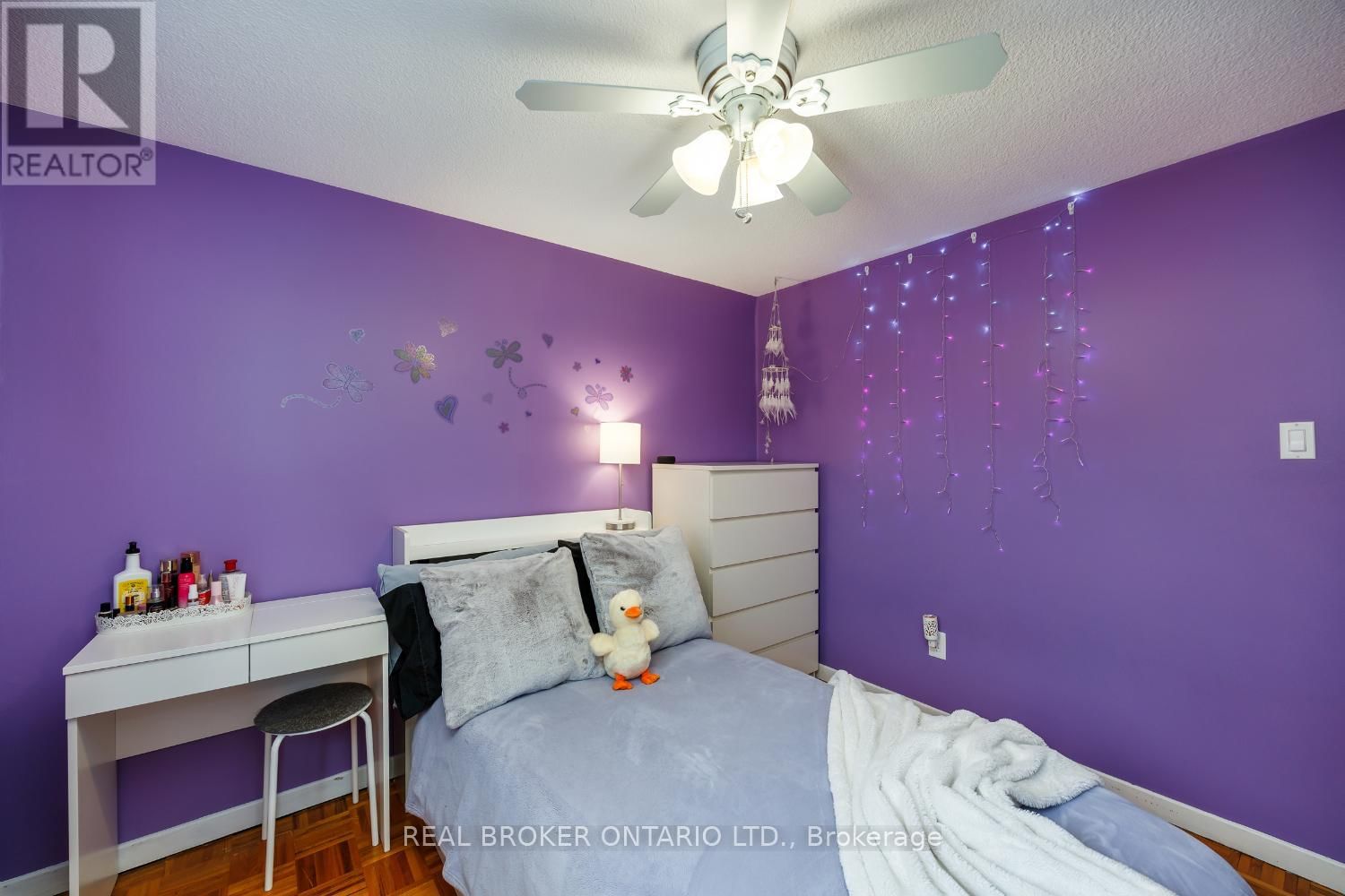 71 ROSER CRESCENT Image 23