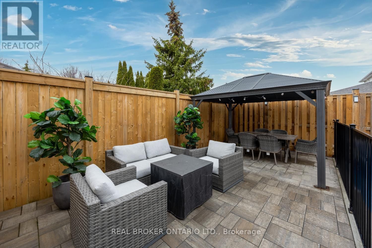 55 MULL CRESCENT Image 42