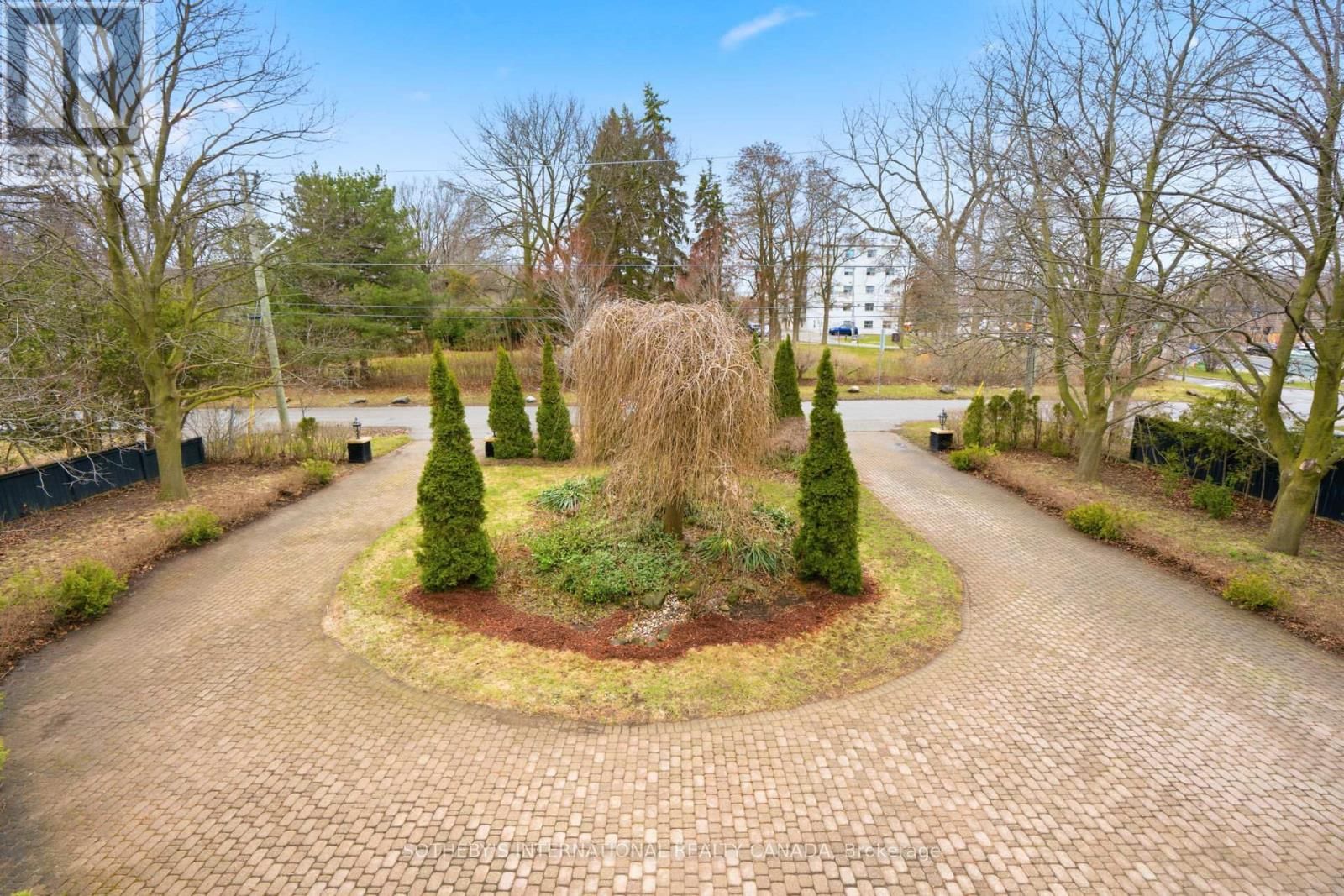 55 PINE RIDGE DRIVE Image 33