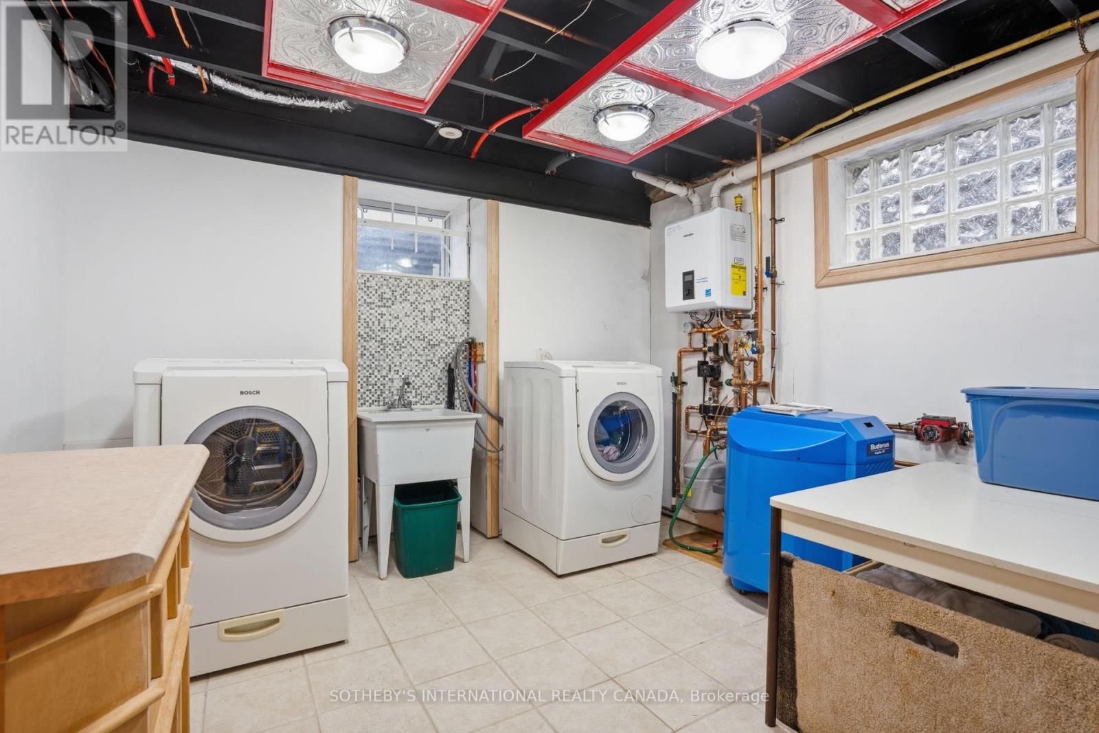 55 PINE RIDGE DRIVE Image 39